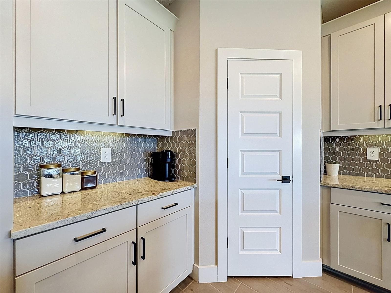 Single Family Residence at 3726 SAVANNA PALMS CT, BRADENTON, photo 26 of 99