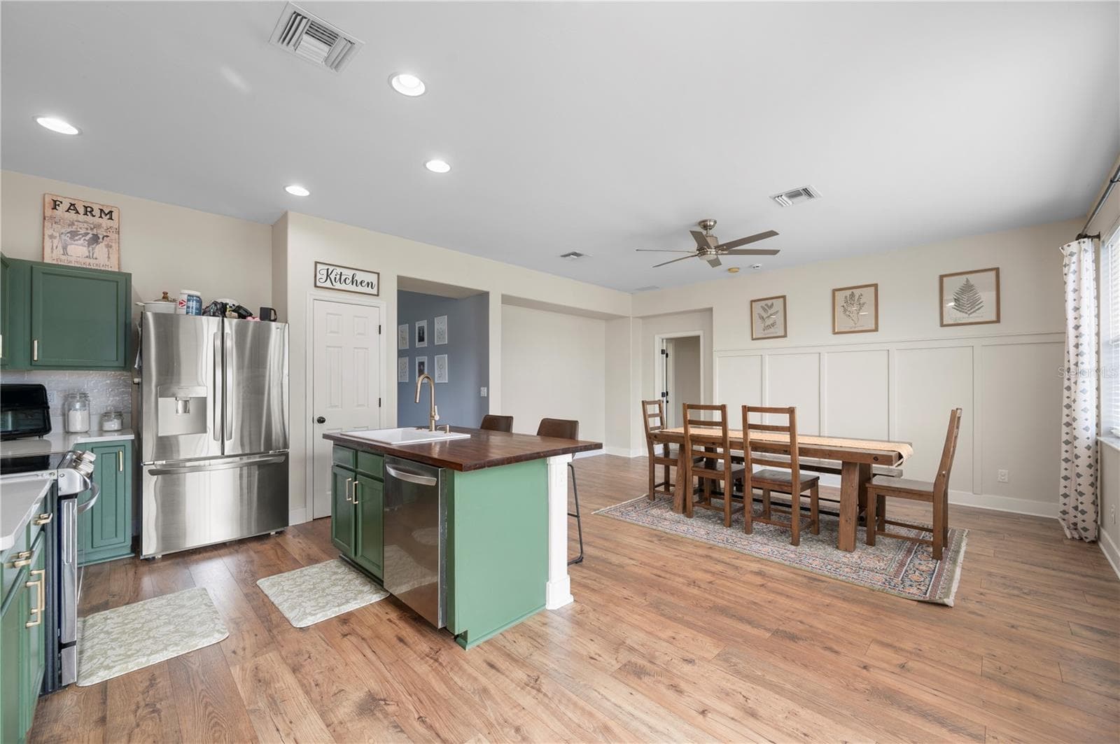 Single Family Residence at 25538 PRADA DR, PUNTA GORDA, photo 12 of 40