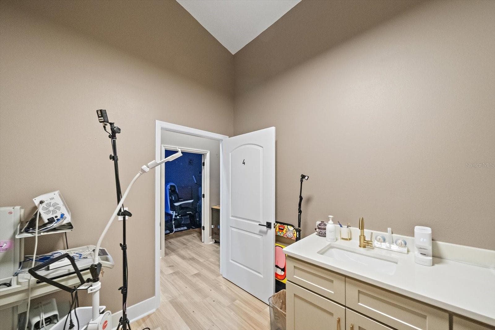 Treatment Room - 2500 SUNSET POINT RD, CLEARWATER