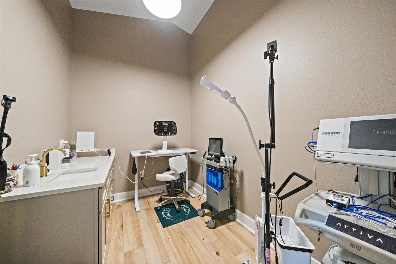 Treatment Room - 2500 SUNSET POINT RD, CLEARWATER