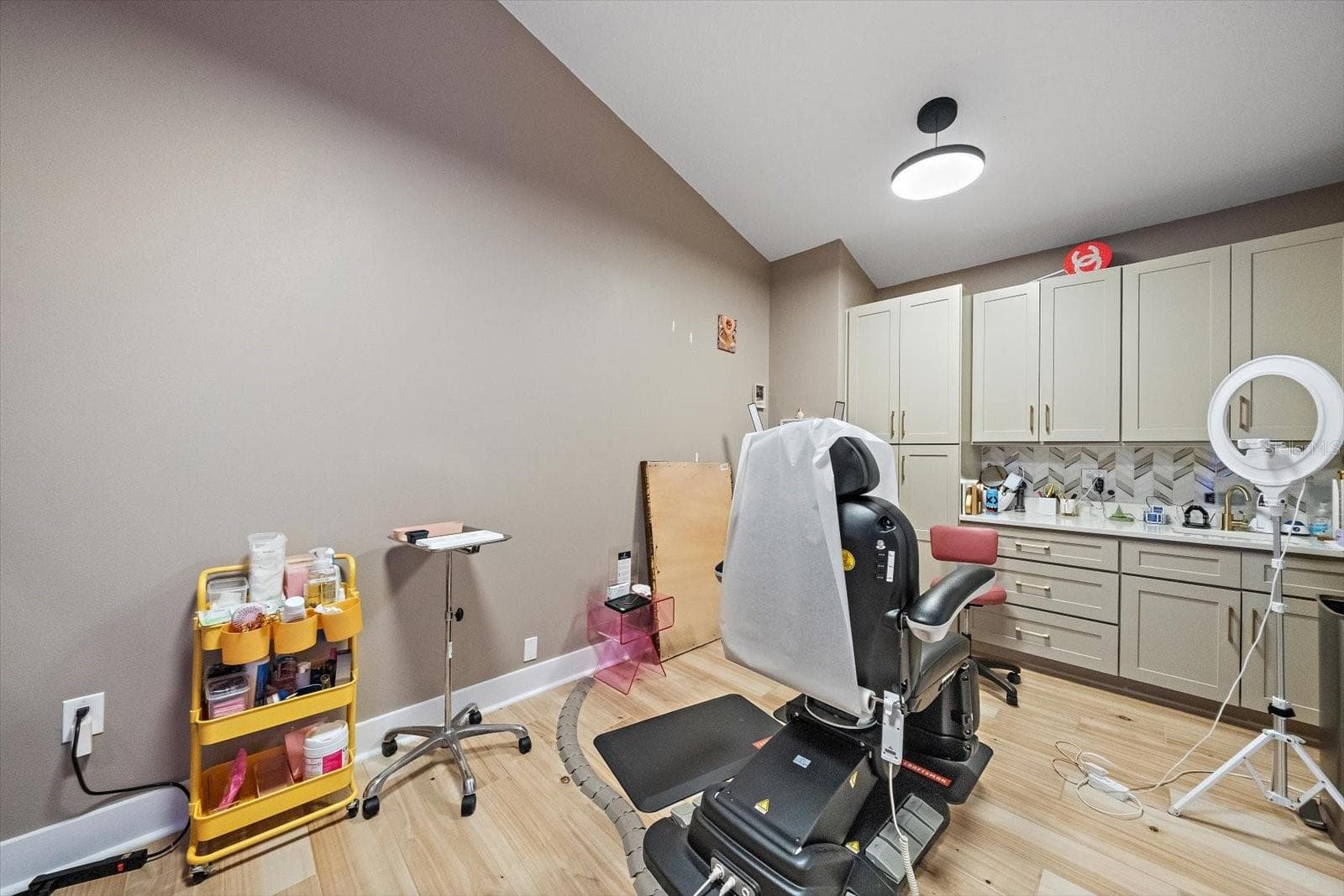 Treatment Room - 2500 SUNSET POINT RD, CLEARWATER