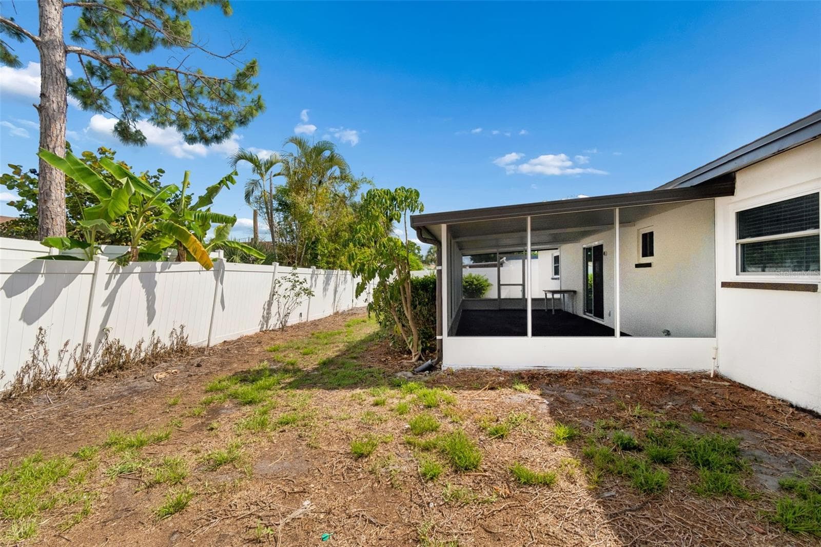 Single Family Residence at 6003 TAMPA SHORES BLVD, TAMPA, photo 15 of 67