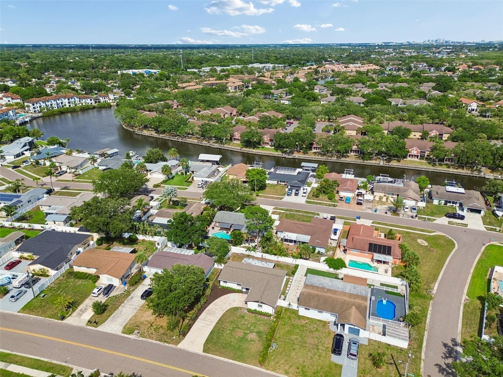 Single Family Residence at 6003 TAMPA SHORES BLVD, TAMPA, photo 65 of 67