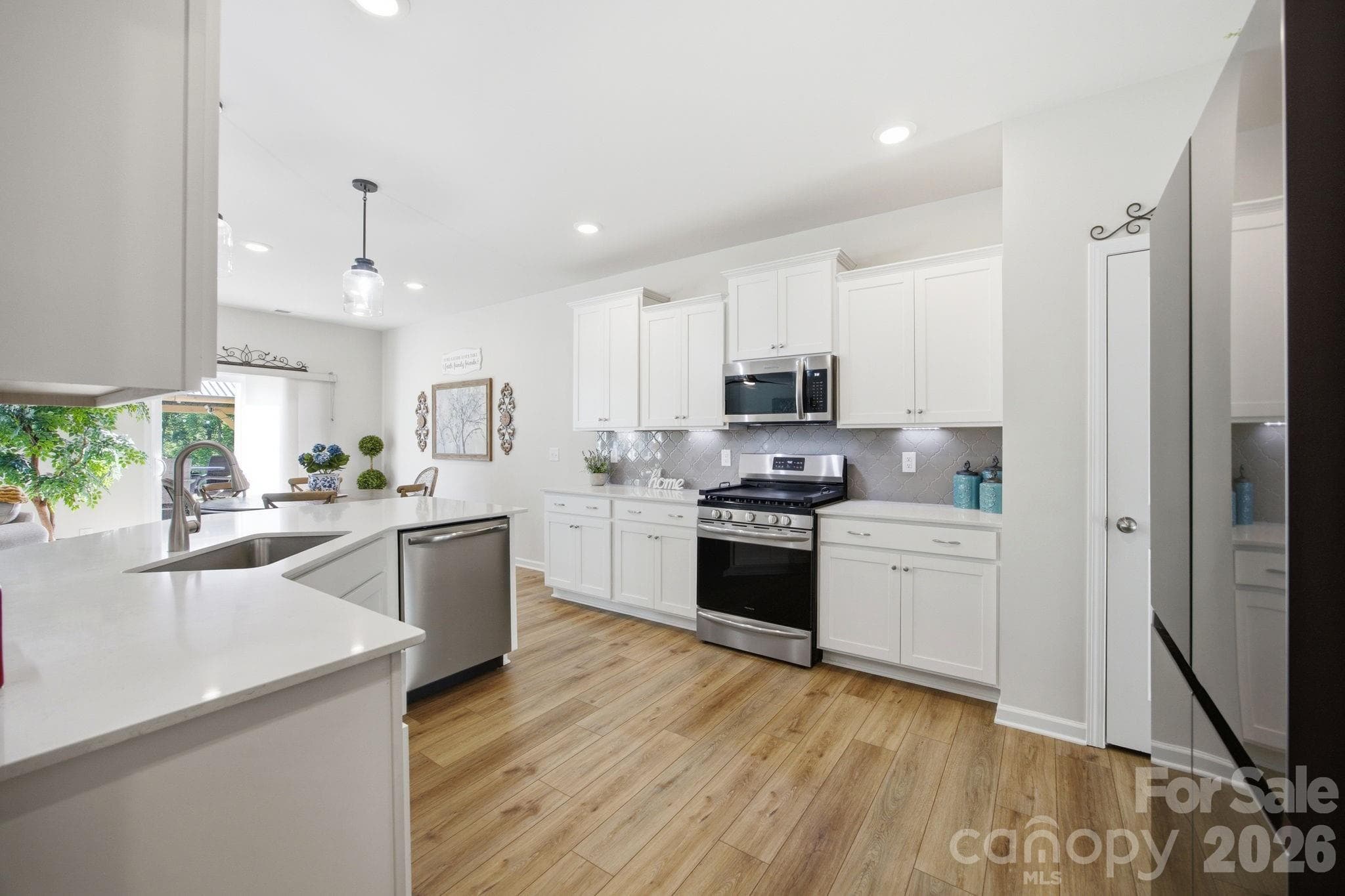 Single Family Residence at Maiden, photo 8 of 44