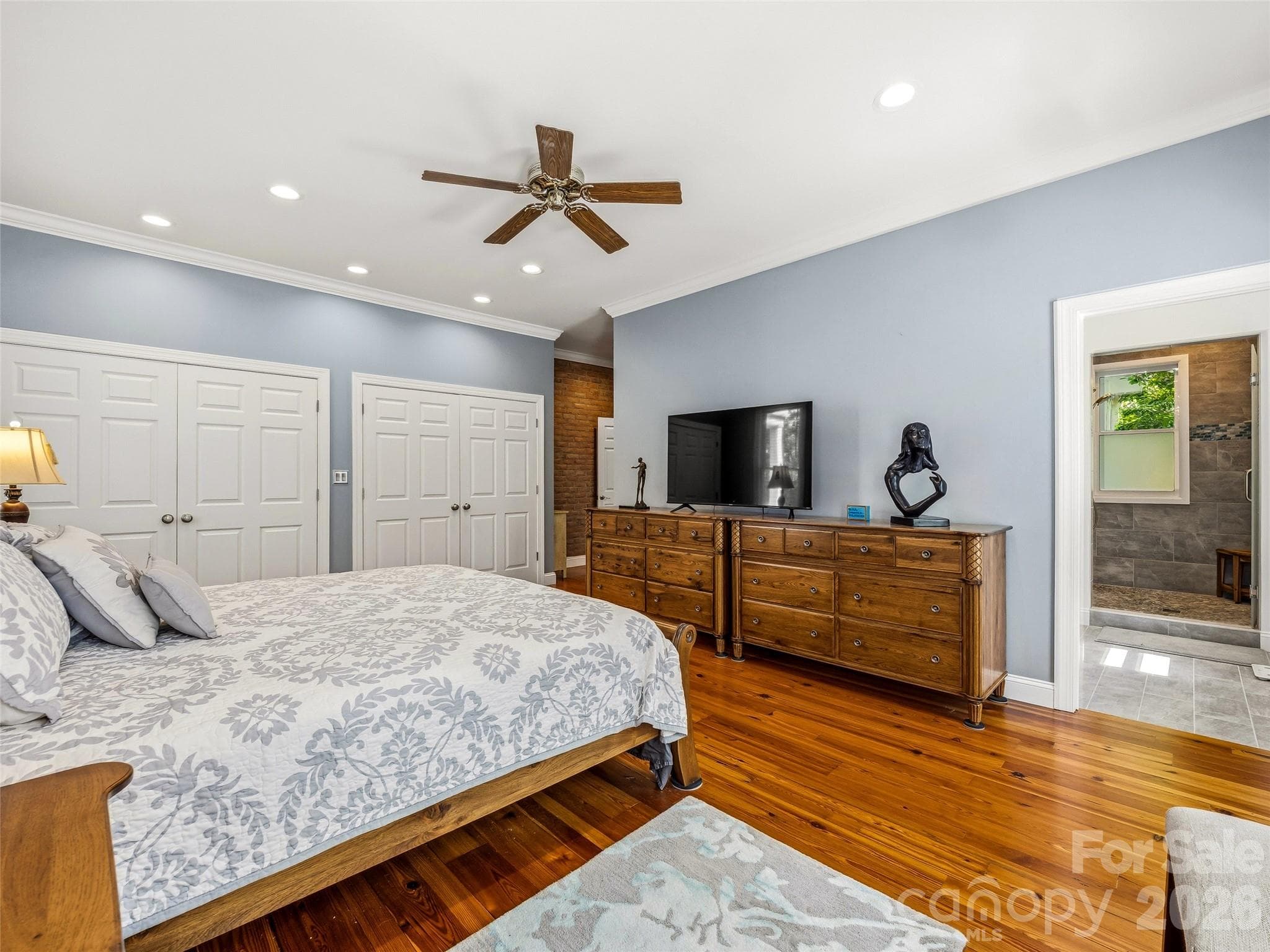 Master Suite Main Level - 243 Poplar Lane, Pisgah Forest