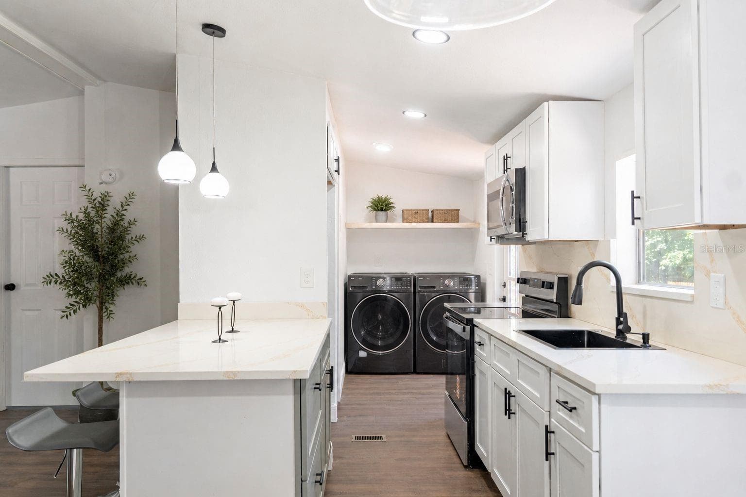 Manufactured Home at 1809 NE 162ND ST, CITRA, photo 15 of 35