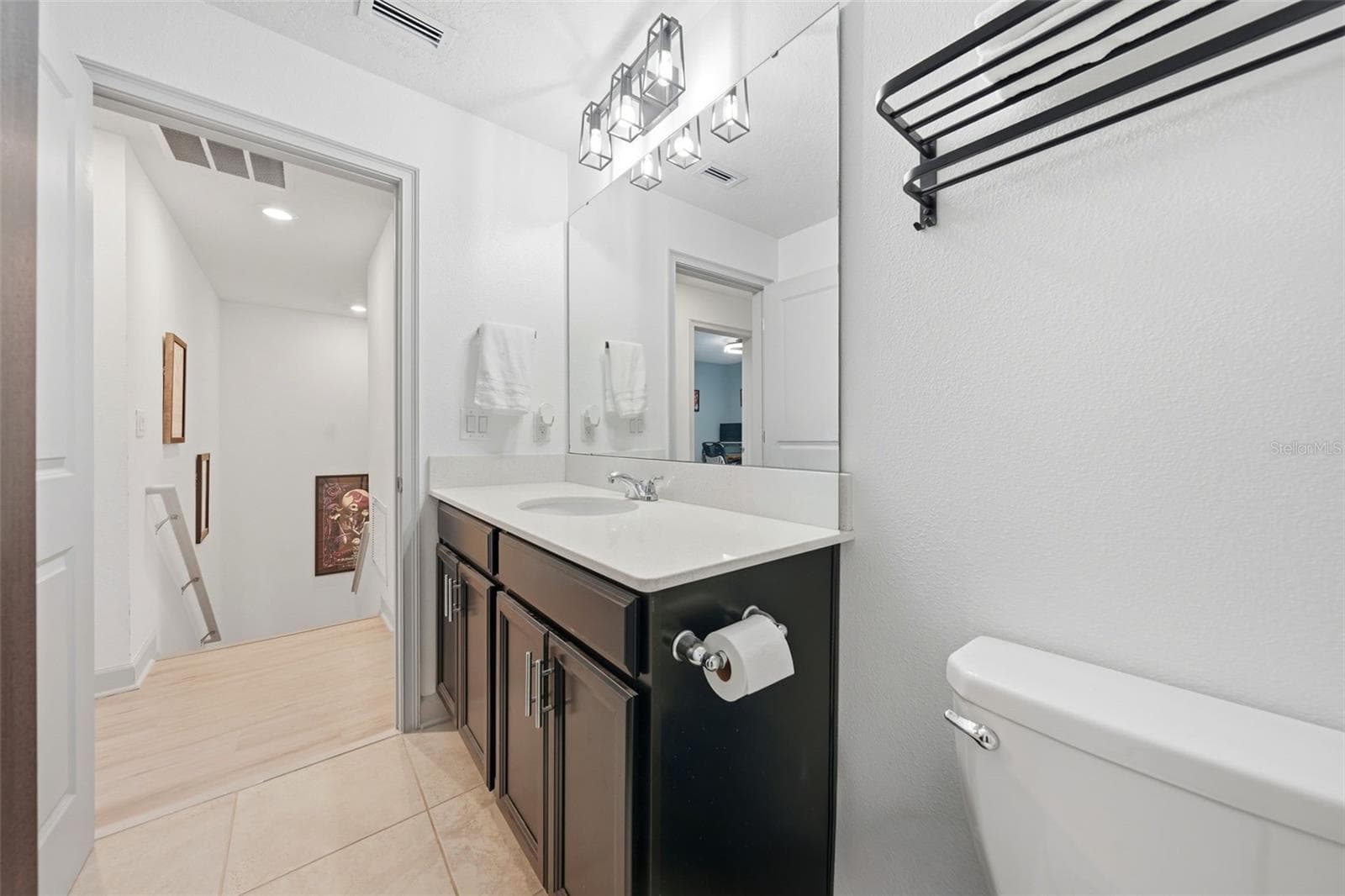 Upstairs Guest Bath - 11025 SUSPENSE DR, WINTER GARDEN