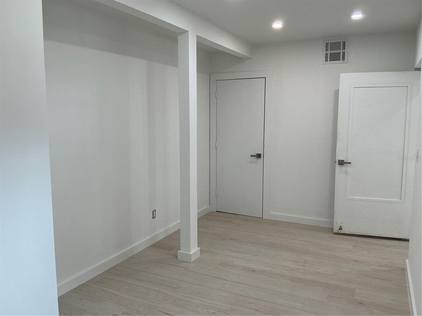 Single Family Residence at 502 MAGELLAN DR, SARASOTA, photo 34 of 56