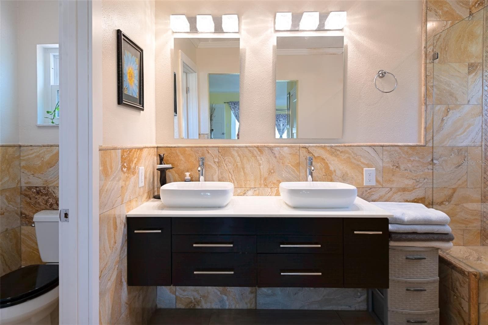 Primary Bathroom - 11580 W DIXIE SHORES DR, CRYSTAL RIVER