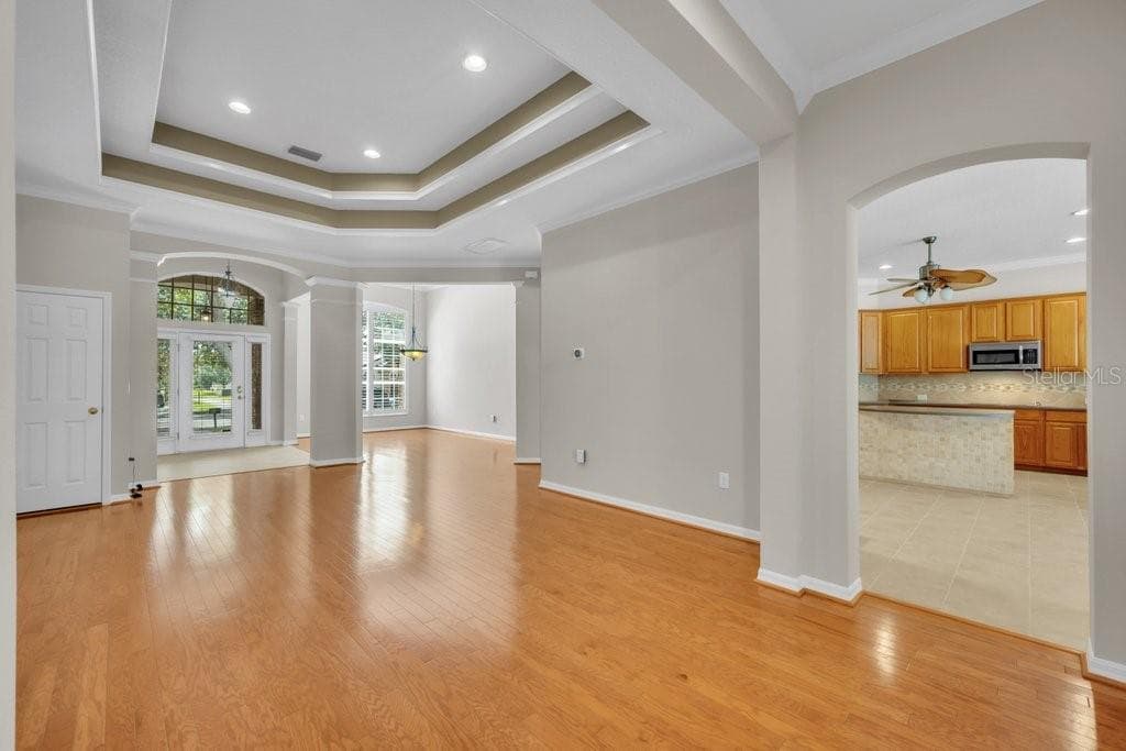 Single Family Residence at 6122 KESTRELPARK DR, LITHIA, photo 11 of 54