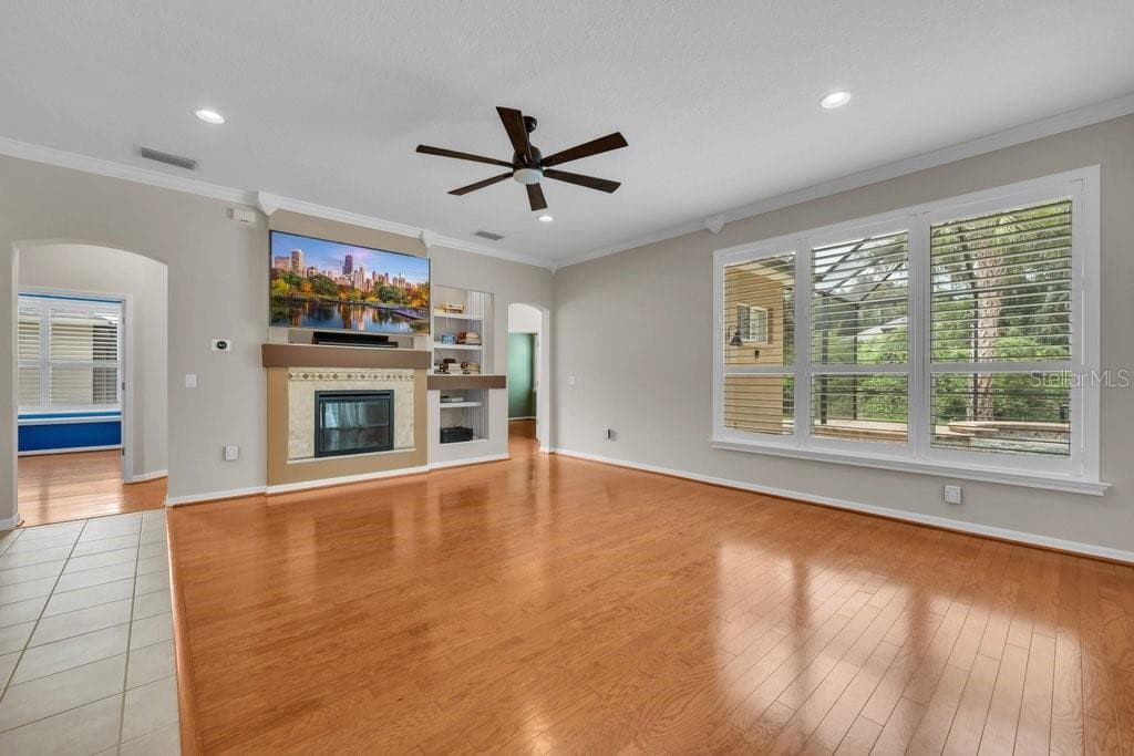 Single Family Residence at 6122 KESTRELPARK DR, LITHIA, photo 18 of 54