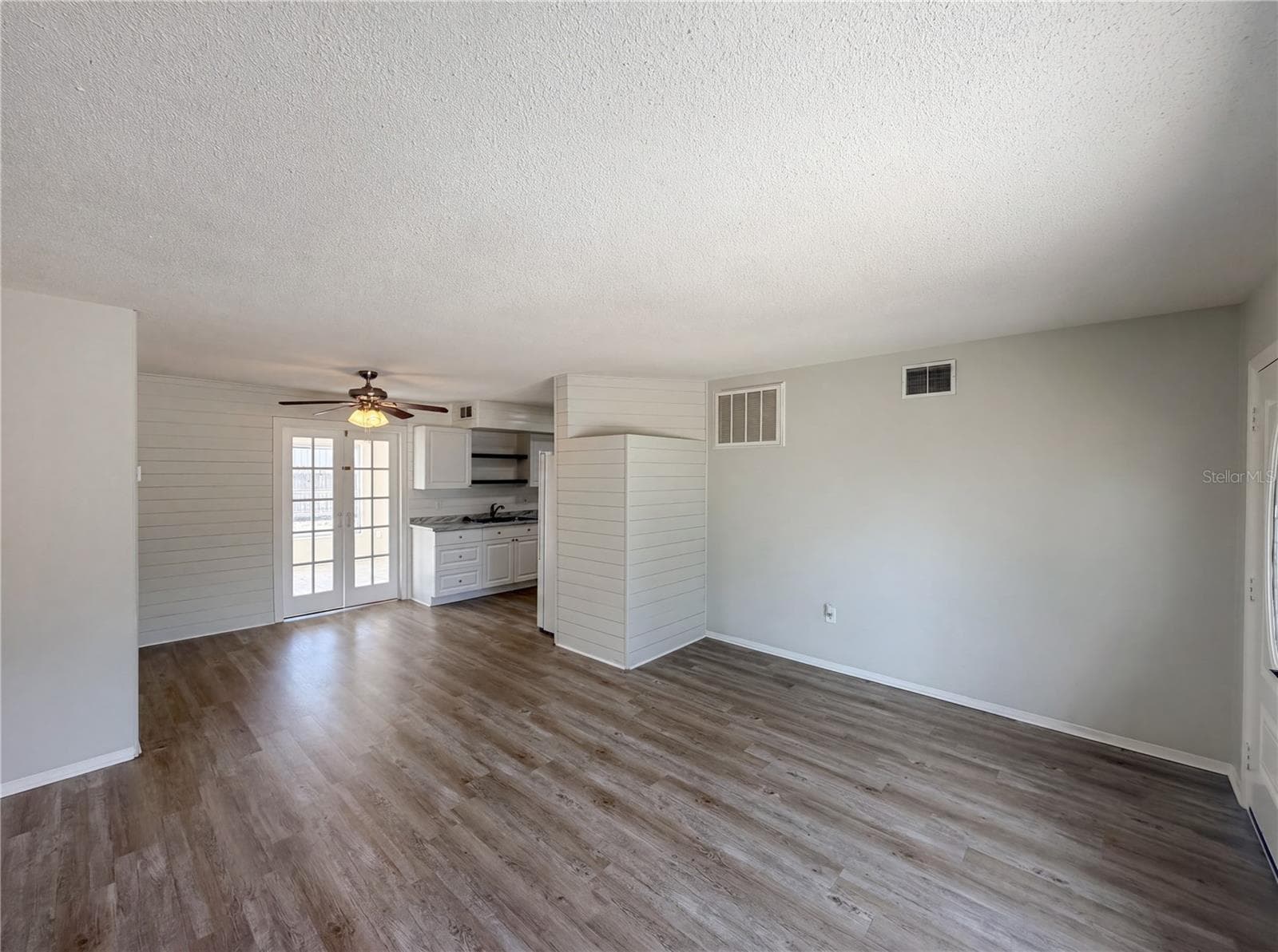 Single Family Residence at 7328 TANGELO AVE, PORT RICHEY, photo 6 of 14