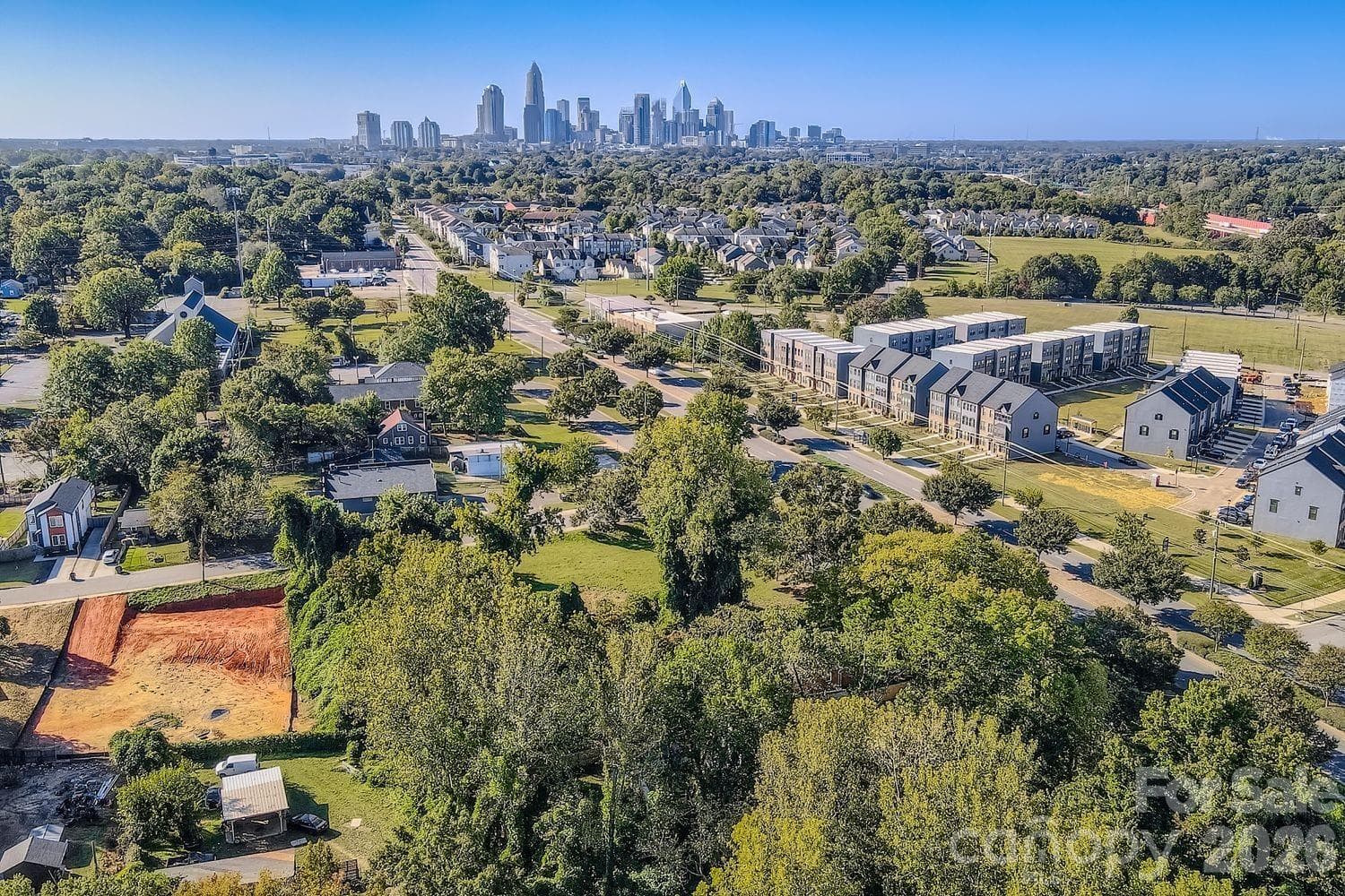 Aerial photo showing proximity to Uptown Charlotte - Charlotte