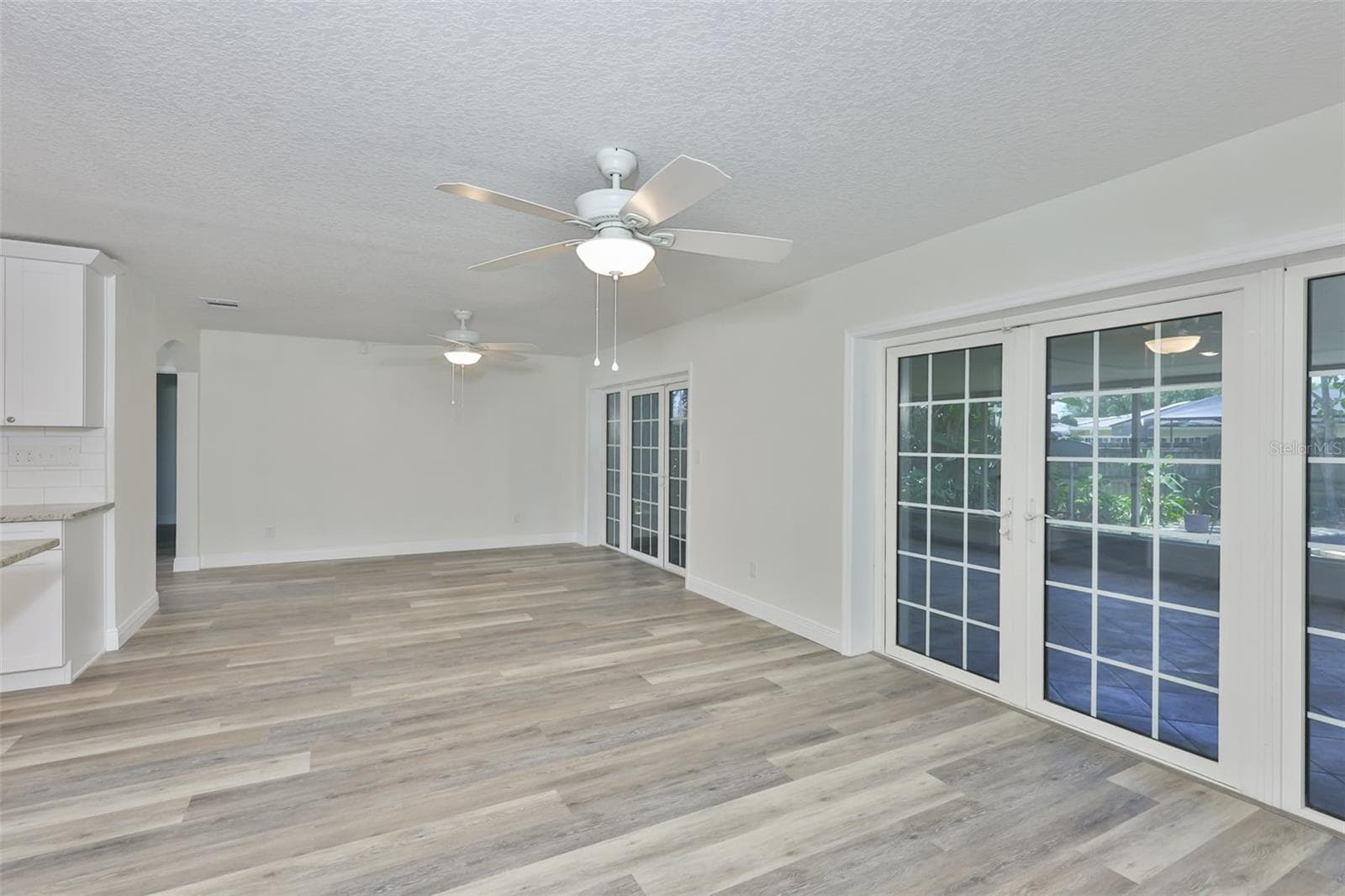 Single Family Residence at 8410 LAVA PL, TAMPA, photo 9 of 55