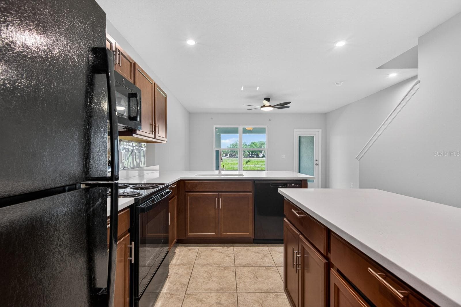 Townhouse at 3048 VICTORIA INLET DR, HOLIDAY, photo 10 of 37