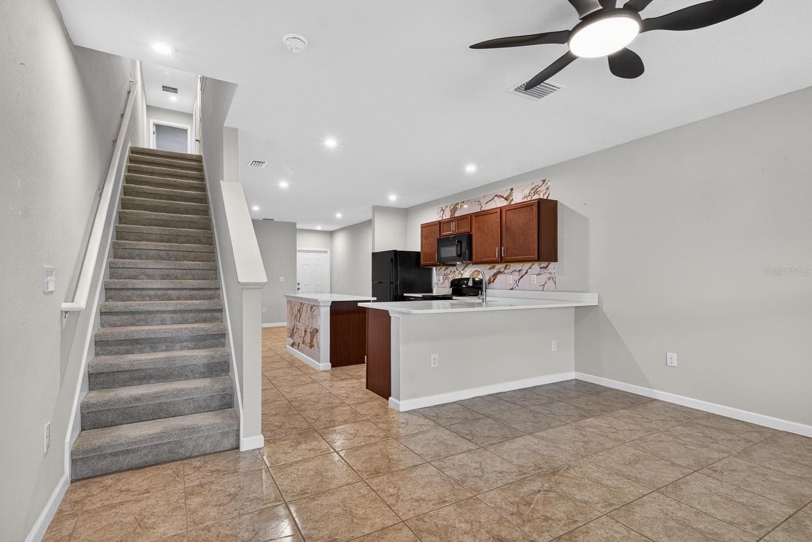 Townhouse at 3048 VICTORIA INLET DR, HOLIDAY, photo 17 of 37