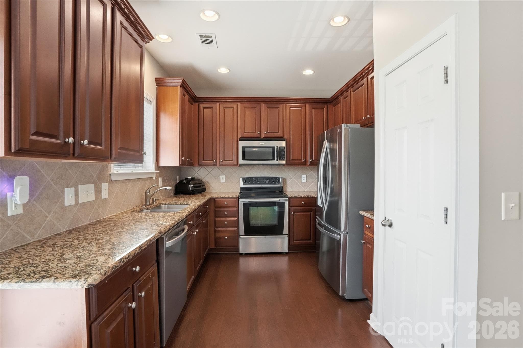 Level 2 - Kitchen - 9417 Kings Parade Boulevard, Charlotte
