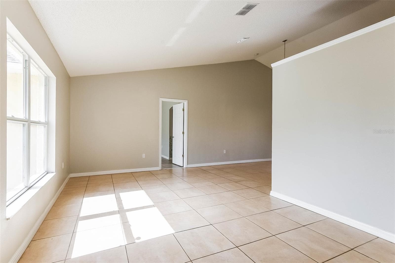 Single Family Residence at 2807 ARBOUR TRAIL CT, DELTONA, photo 4 of 21