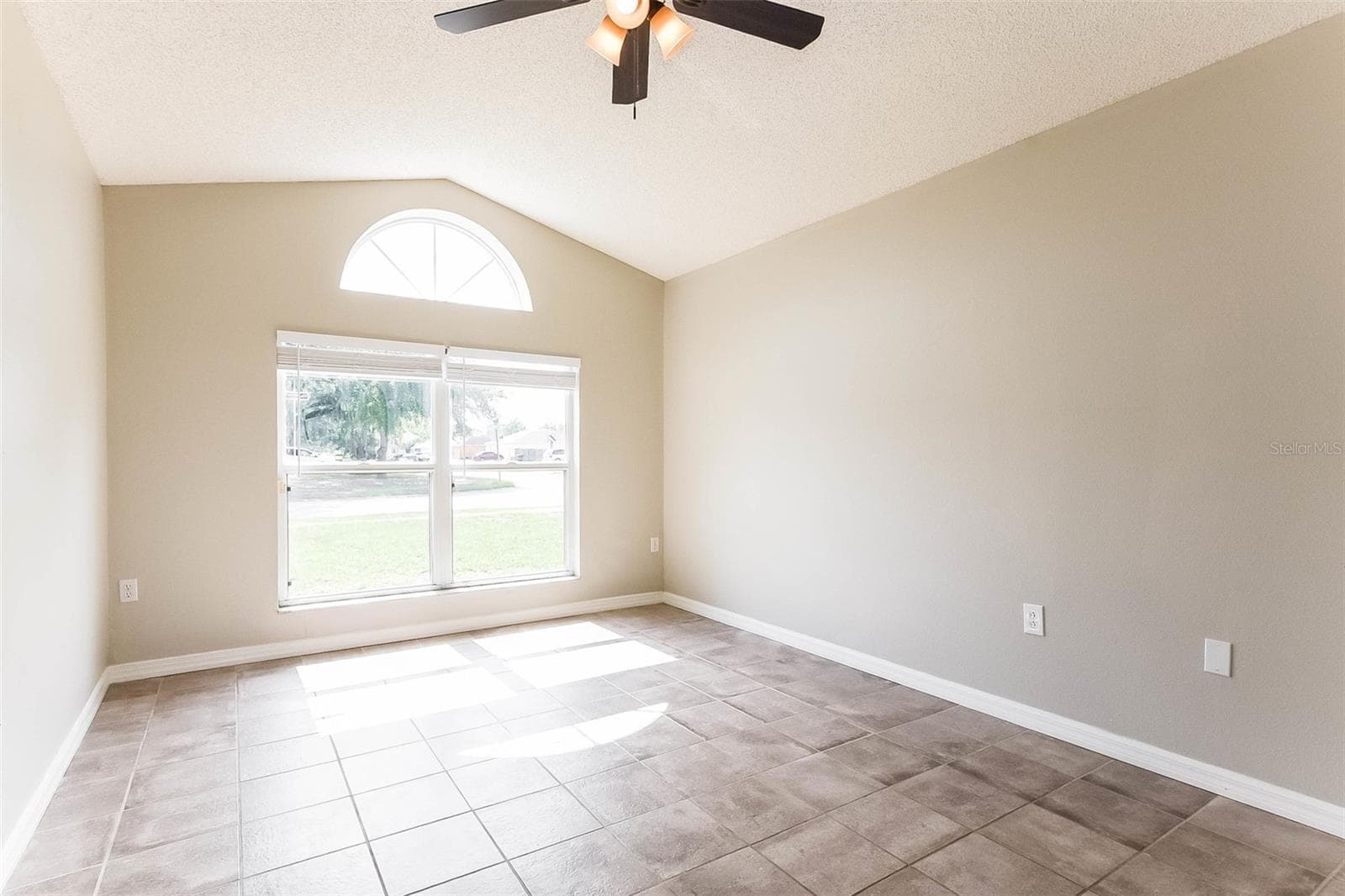 Single Family Residence at 2807 ARBOUR TRAIL CT, DELTONA, photo 11 of 21
