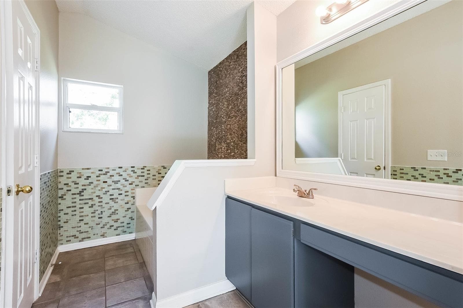 Single Family Residence at 2807 ARBOUR TRAIL CT, DELTONA, photo 13 of 21