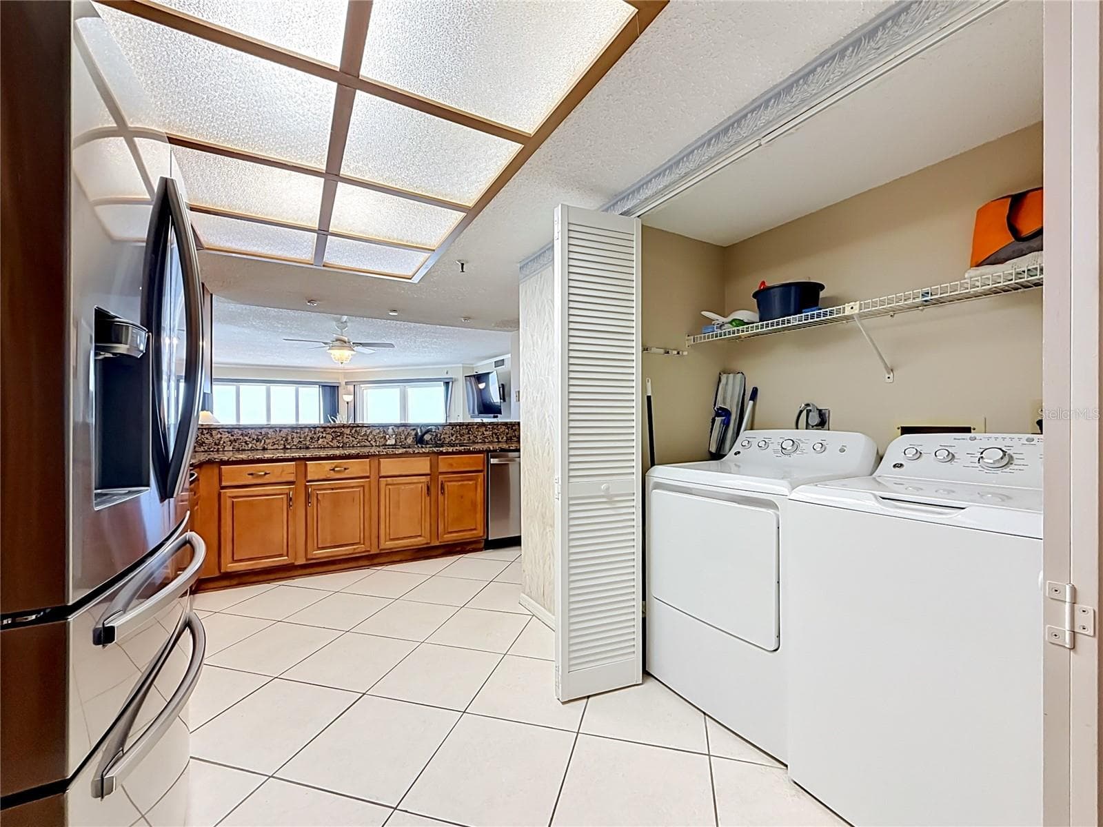 Laundry - 18400 GULF BLVD #1108, INDIAN SHORES