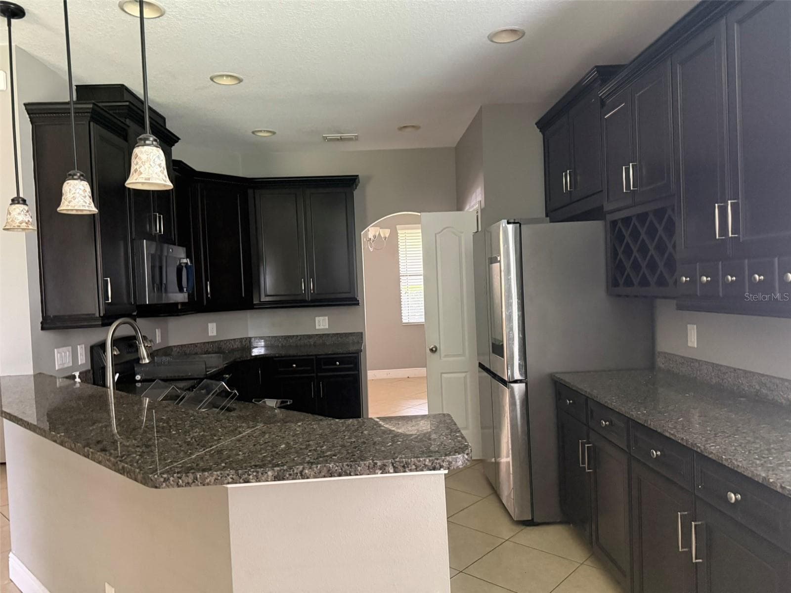 Single Family Residence at 1863 ALTAVISTA CIR, LAKELAND, photo 2 of 22