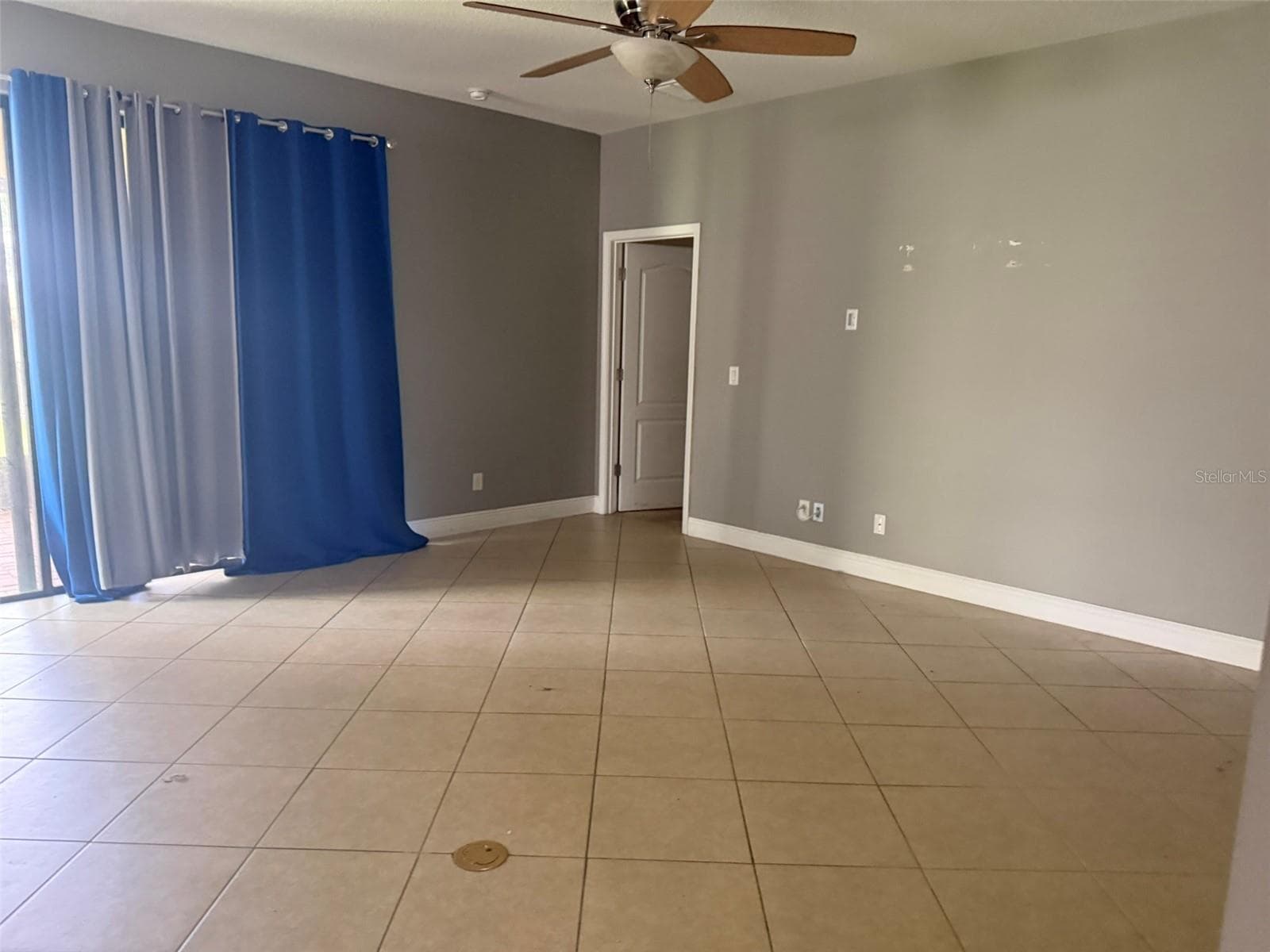 Single Family Residence at 1863 ALTAVISTA CIR, LAKELAND, photo 6 of 22