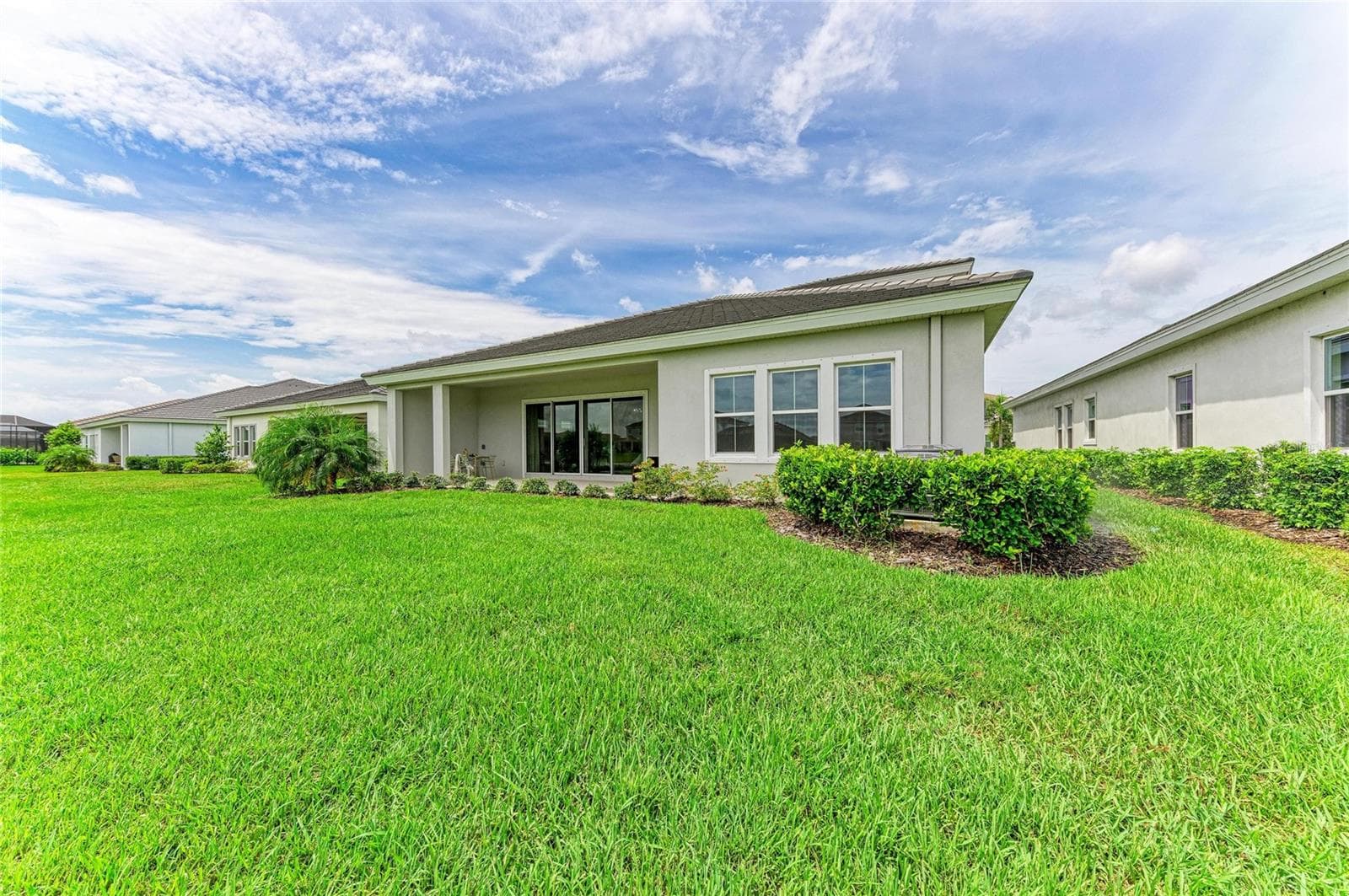 Single Family Residence at 17725 ROOST PL, LAKEWOOD RANCH, photo 56 of 79