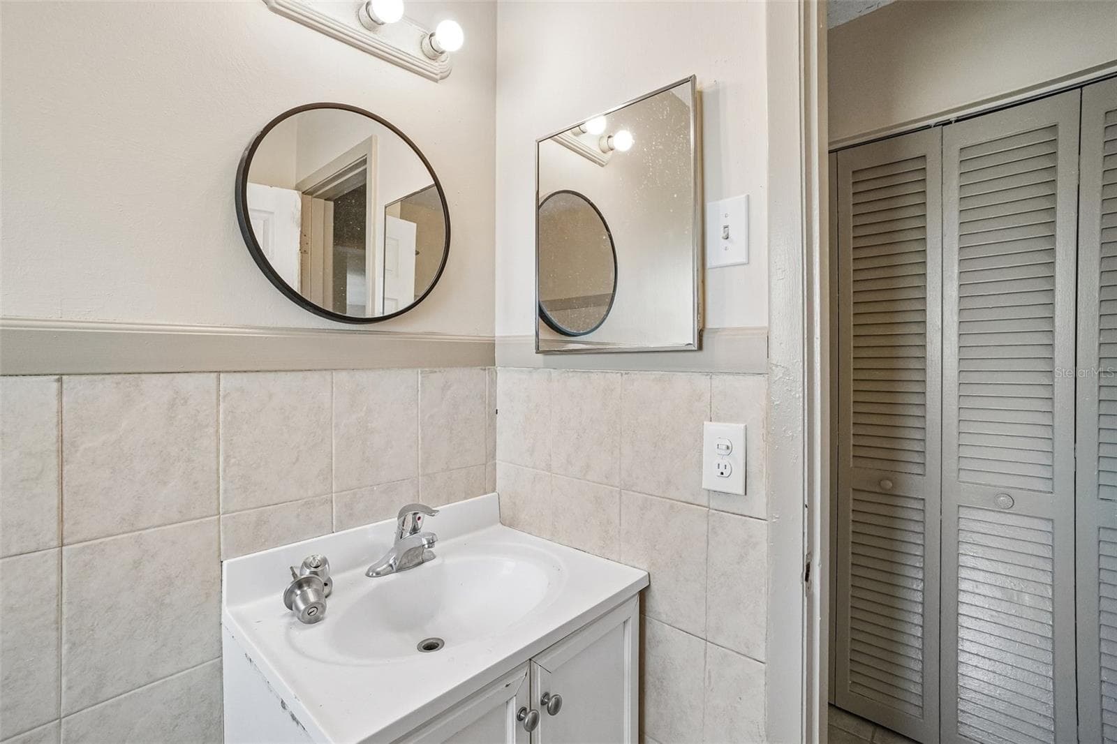 Single Family Residence at 1090 EDGEHILL AVE, SPRING HILL, photo 11 of 19