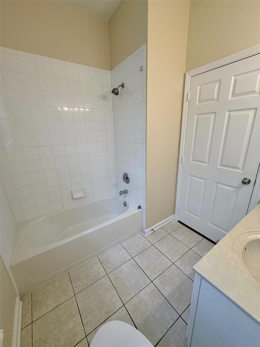 Condominium at 3190 DANTE DR #301, ORLANDO, photo 19 of 25
