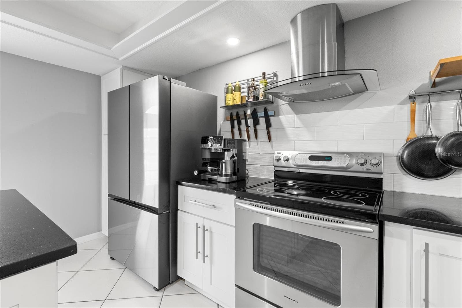 Townhouse at 737 PINELLAS BAYWAY S #308, ST PETERSBURG, photo 6 of 44