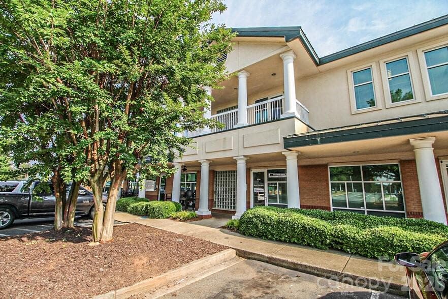 1516 Village Harbor Drive