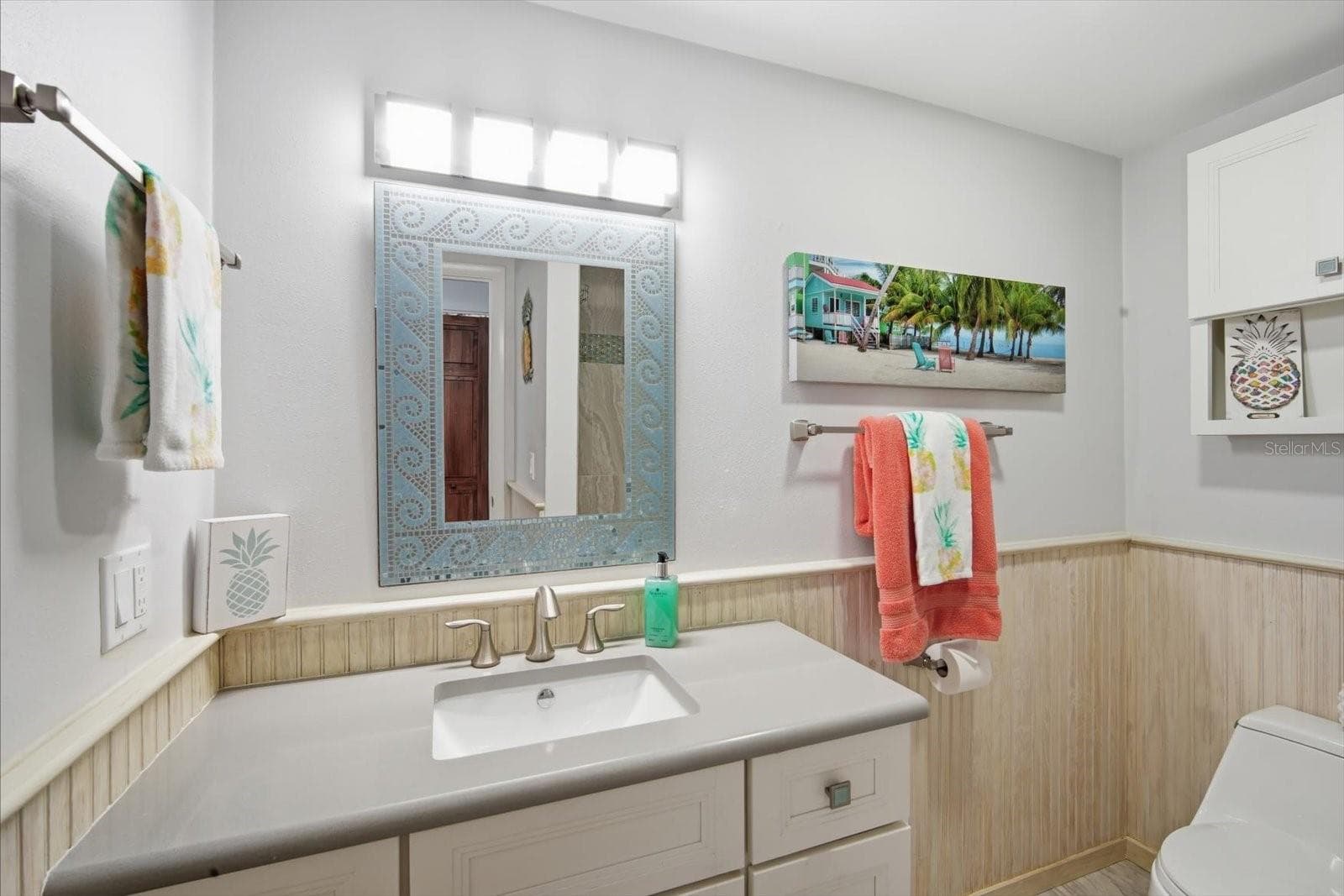 Single Family Residence at 2811 AVENUE C, HOLMES BEACH, photo 20 of 55