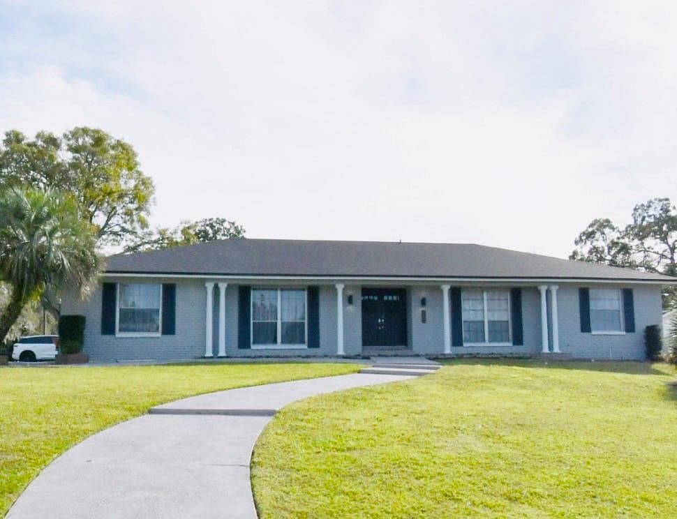 105 SPRING COVE TRL