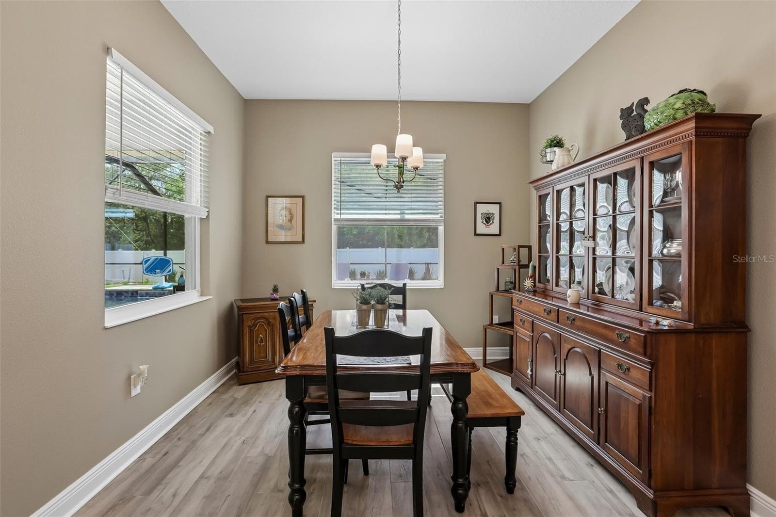 Single Family Residence at 902 TIERRA DR, SPRING HILL, photo 12 of 35