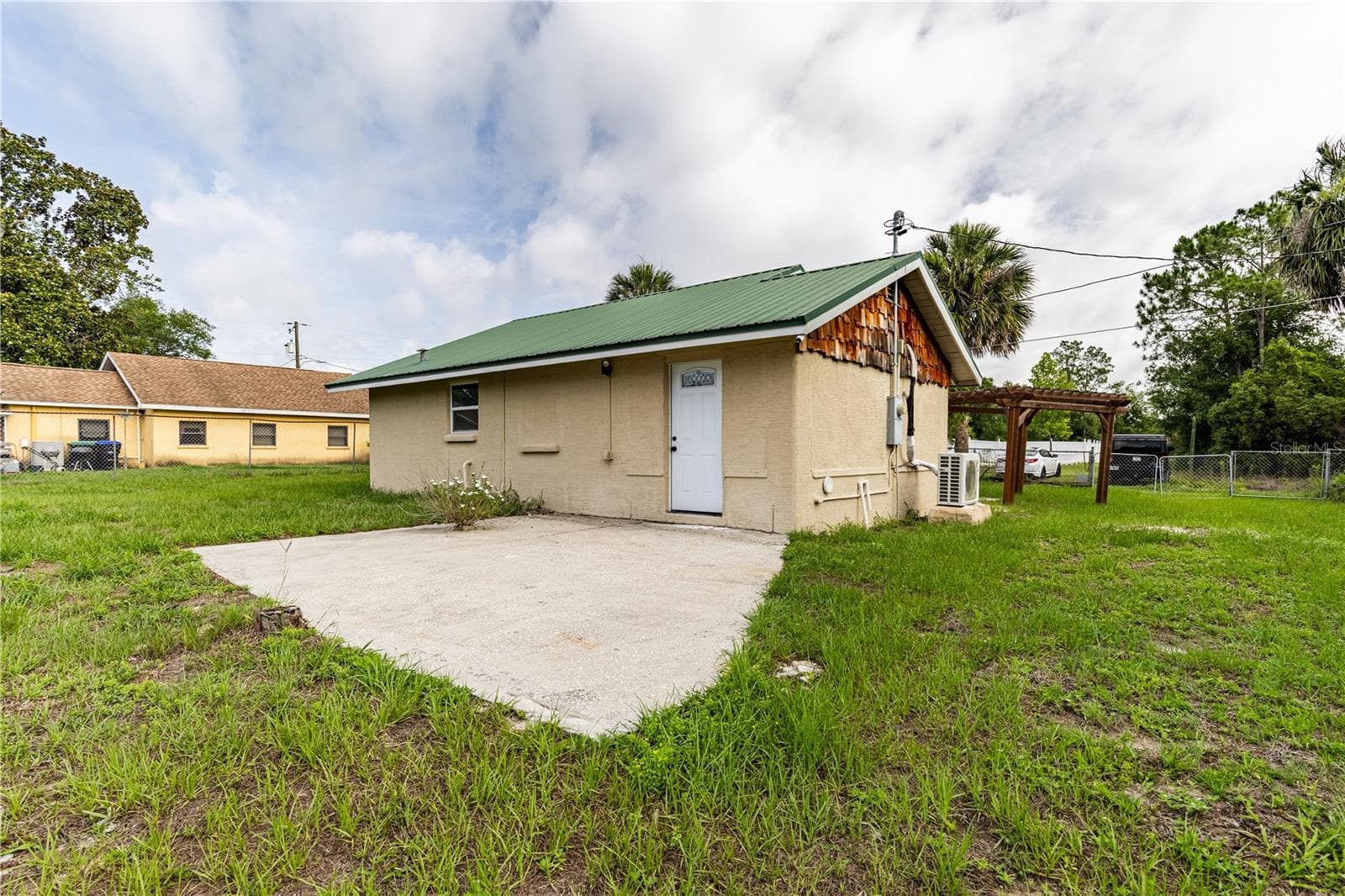 Back - 7020 SCOTT AVE, MOUNT DORA
