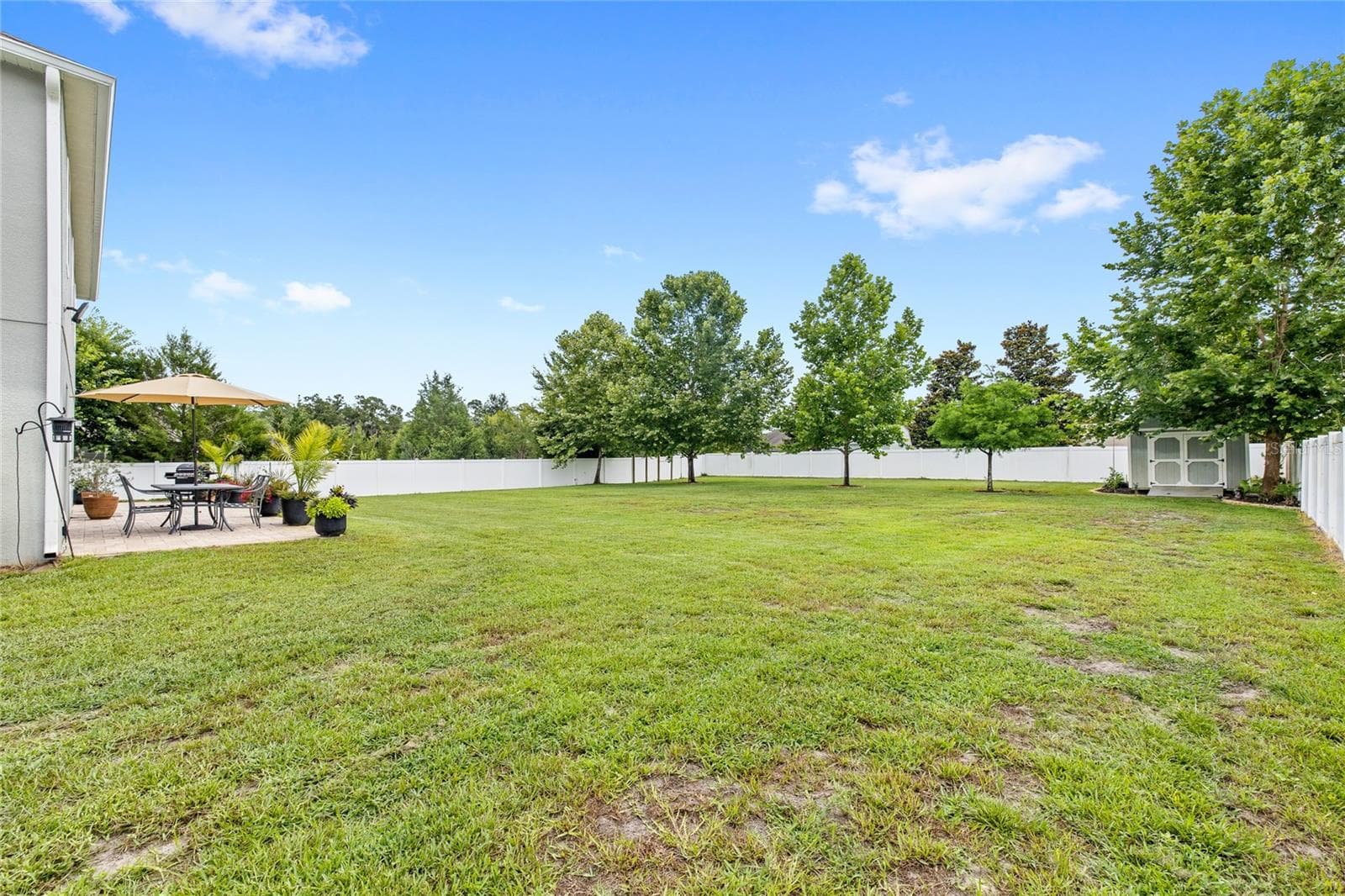 Single Family Residence at 122 LOS ARBOR DR, DELAND, photo 42 of 43