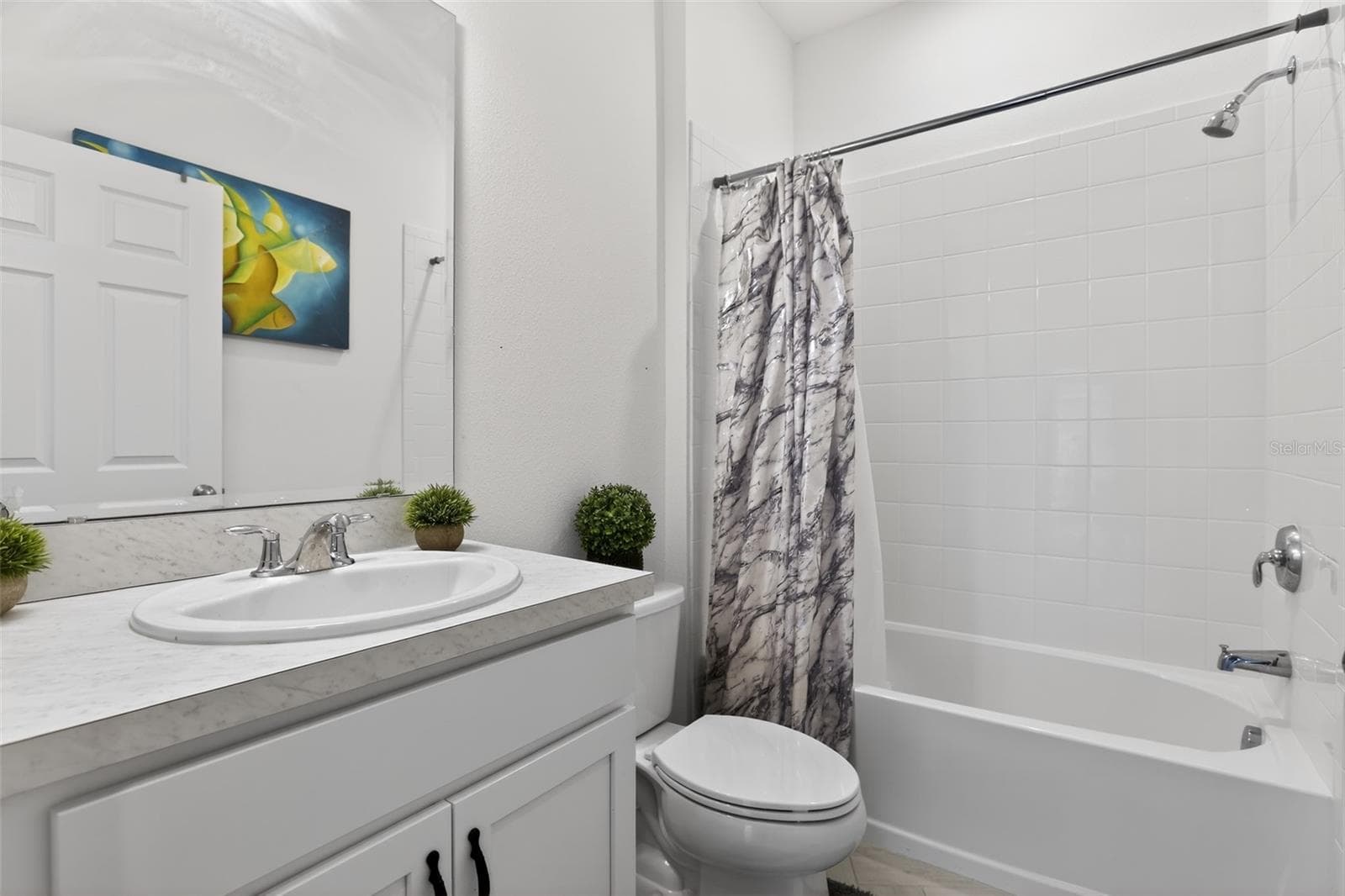 Single Family Residence at 589 JUPITER BEACH RD, GROVELAND, photo 16 of 34