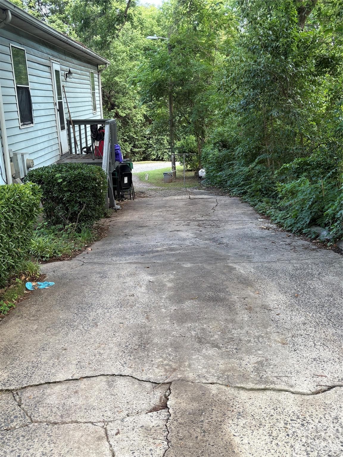 Single Family Residence at 1304 N Davidson Street, Charlotte, photo 3 of 5