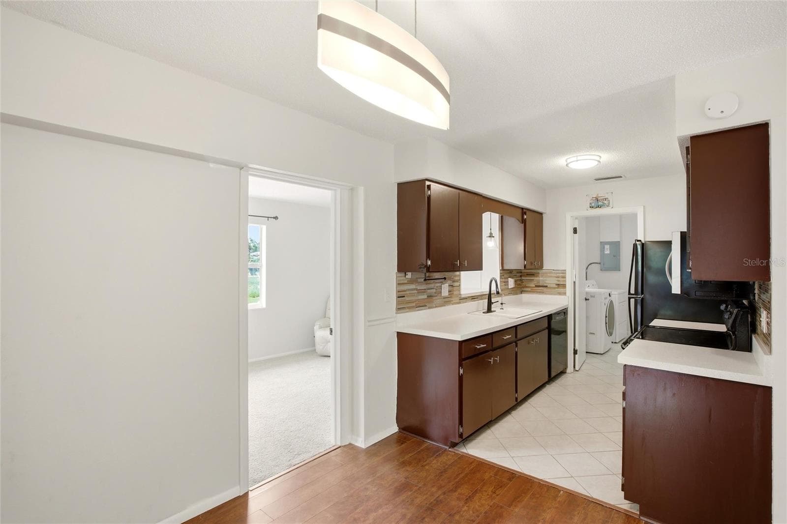 Single Family Residence at 213 GRANADA BLVD, NORTH PORT, photo 8 of 34