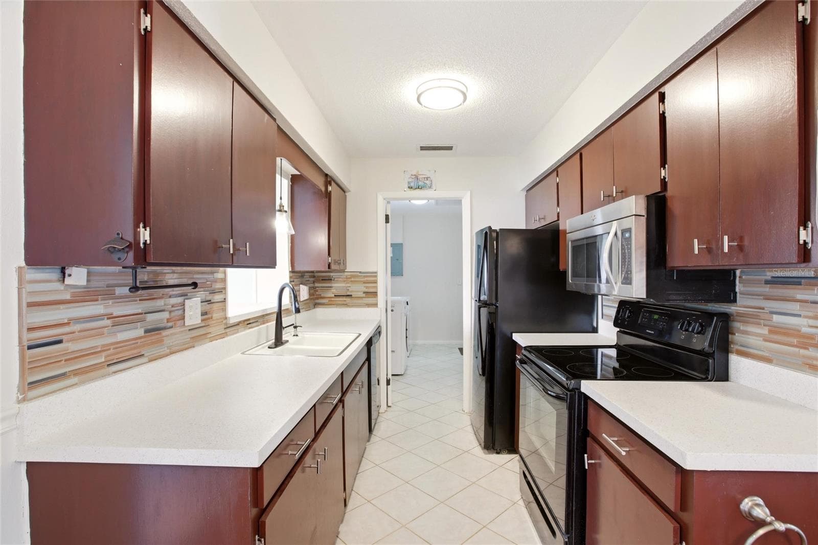 Single Family Residence at 213 GRANADA BLVD, NORTH PORT, photo 10 of 34