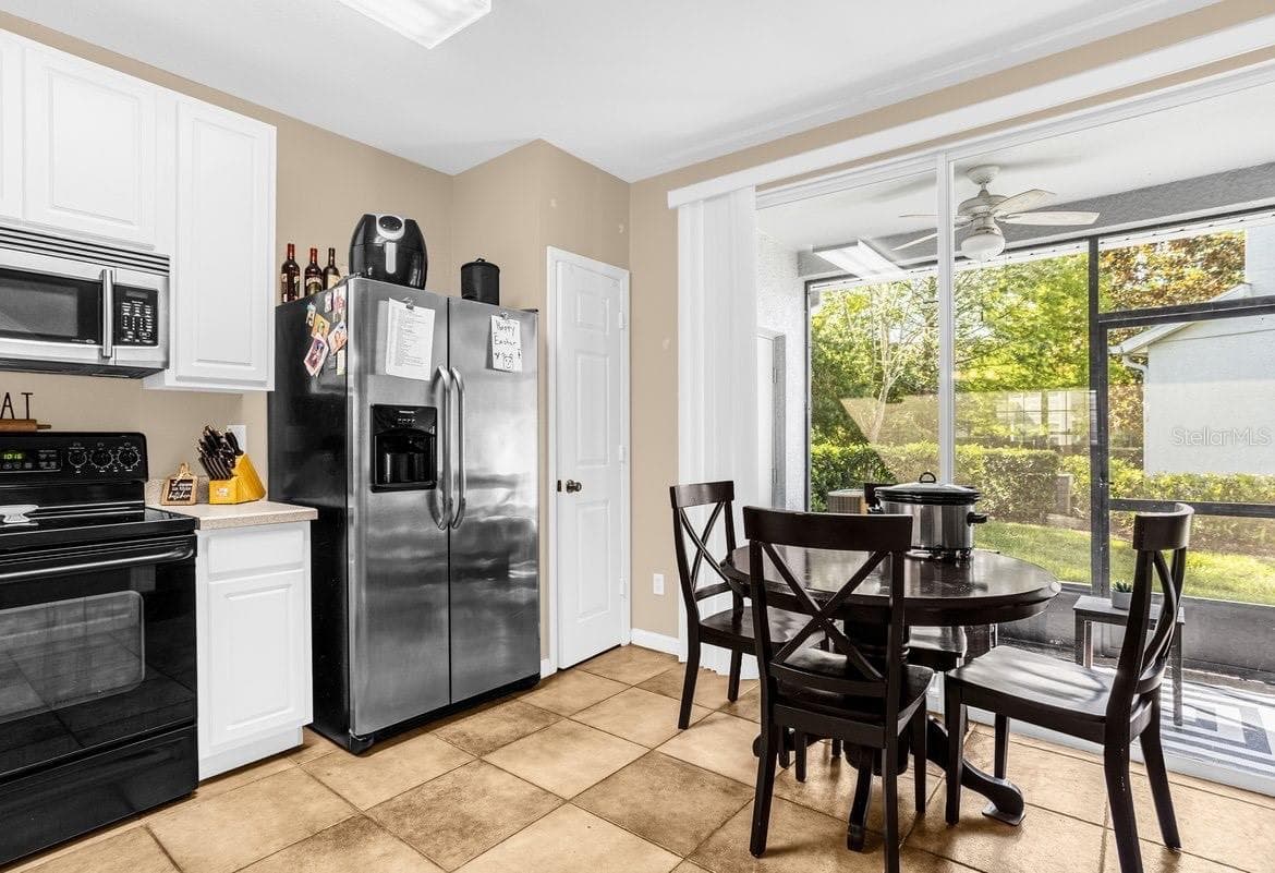 Townhouse at 727 SHROPSHIRE LOOP, SANFORD, photo 6 of 14