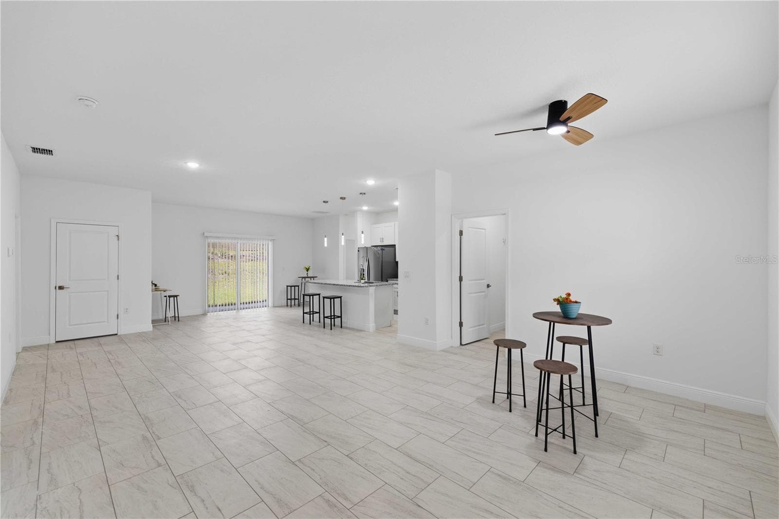 Single Family Residence at 1985 W CORRINE ST, DUNNELLON, photo 15 of 53