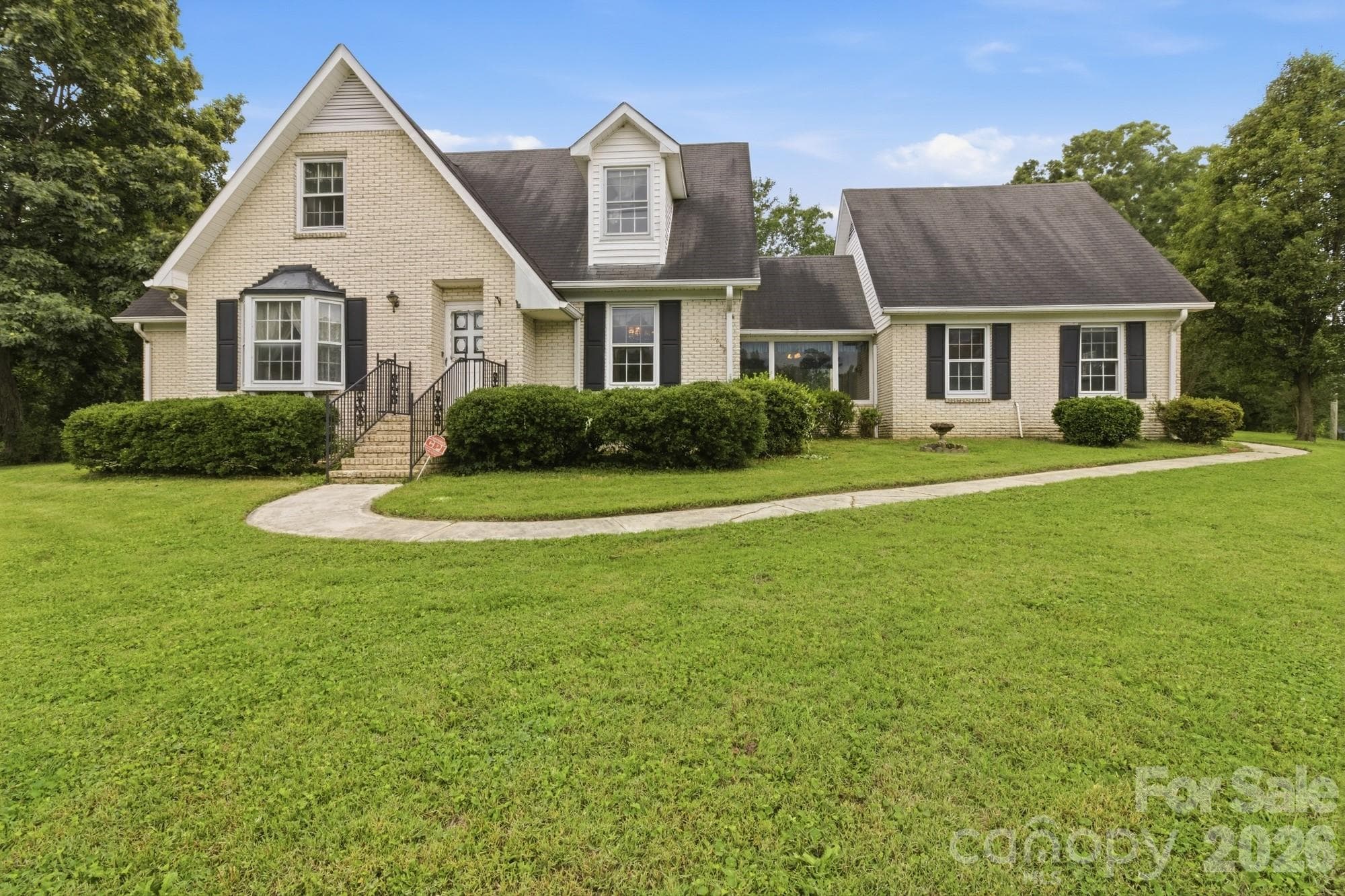Single Family Residence at Matthews, photo 3 of 45