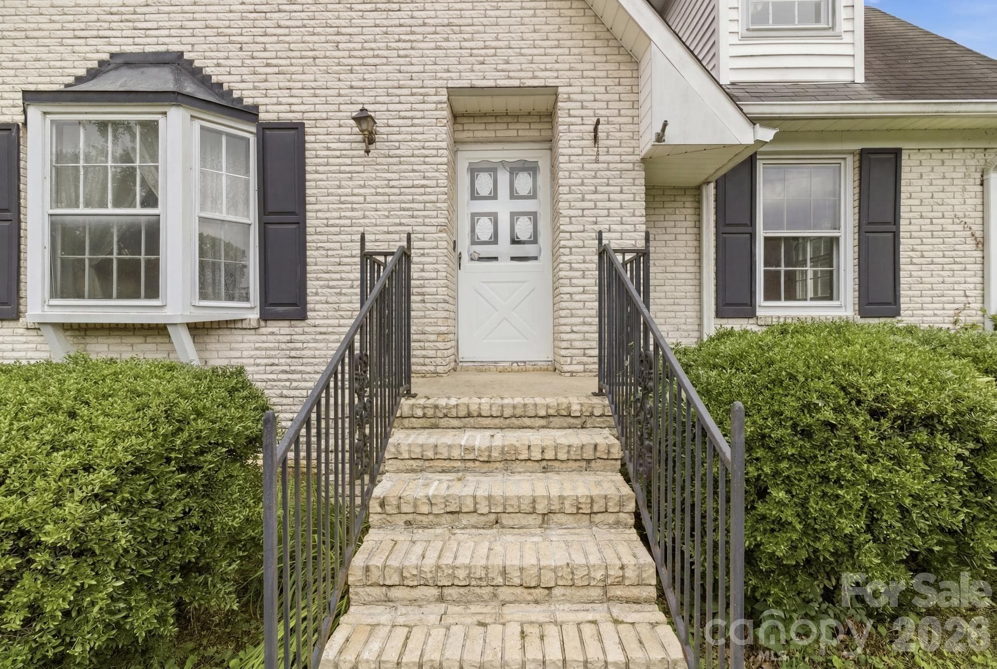 Single Family Residence at Matthews, photo 8 of 45