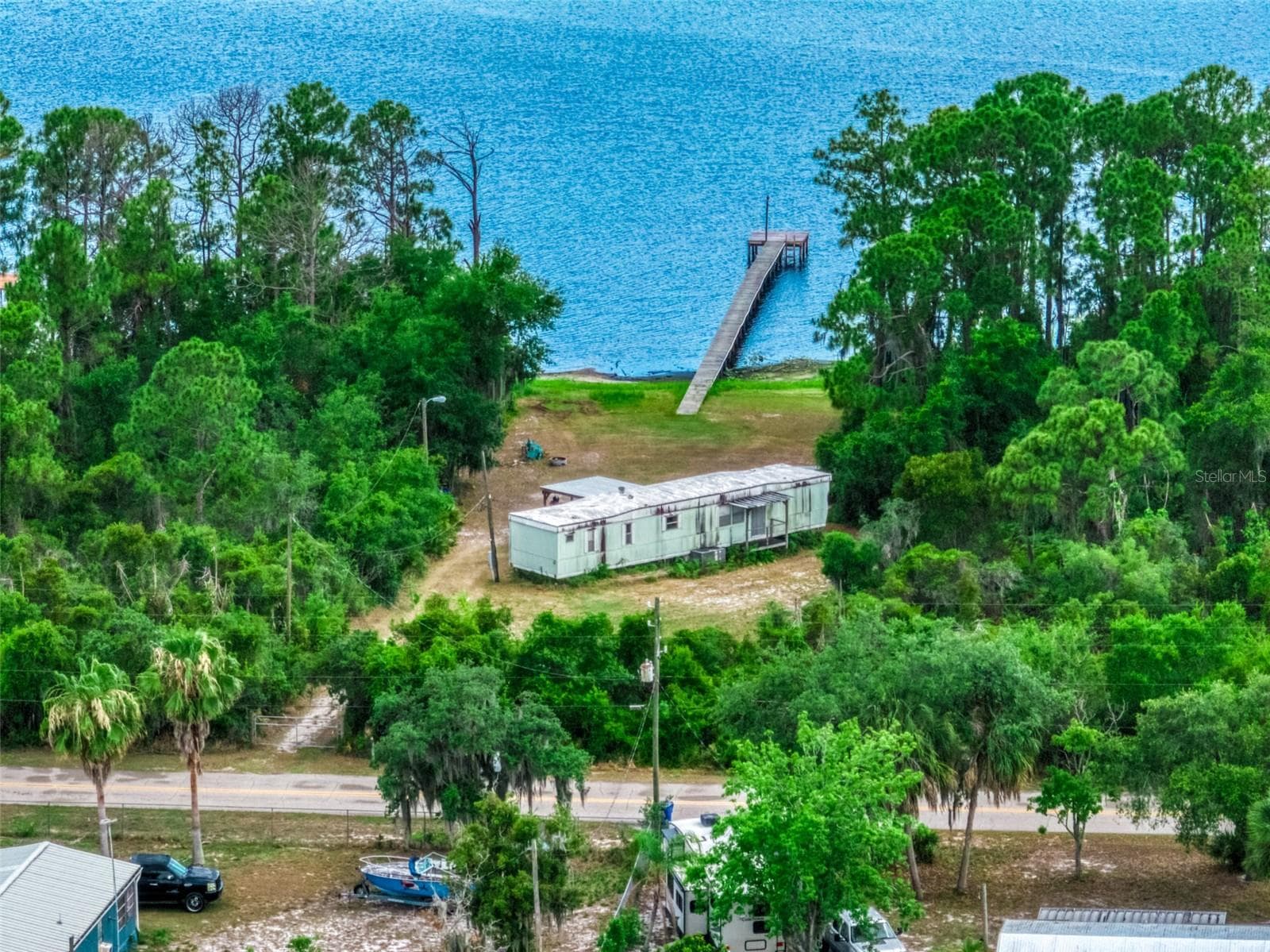 Mobile Home at 3144 HOLIDAY BEACH DR, AVON PARK, photo 2 of 41