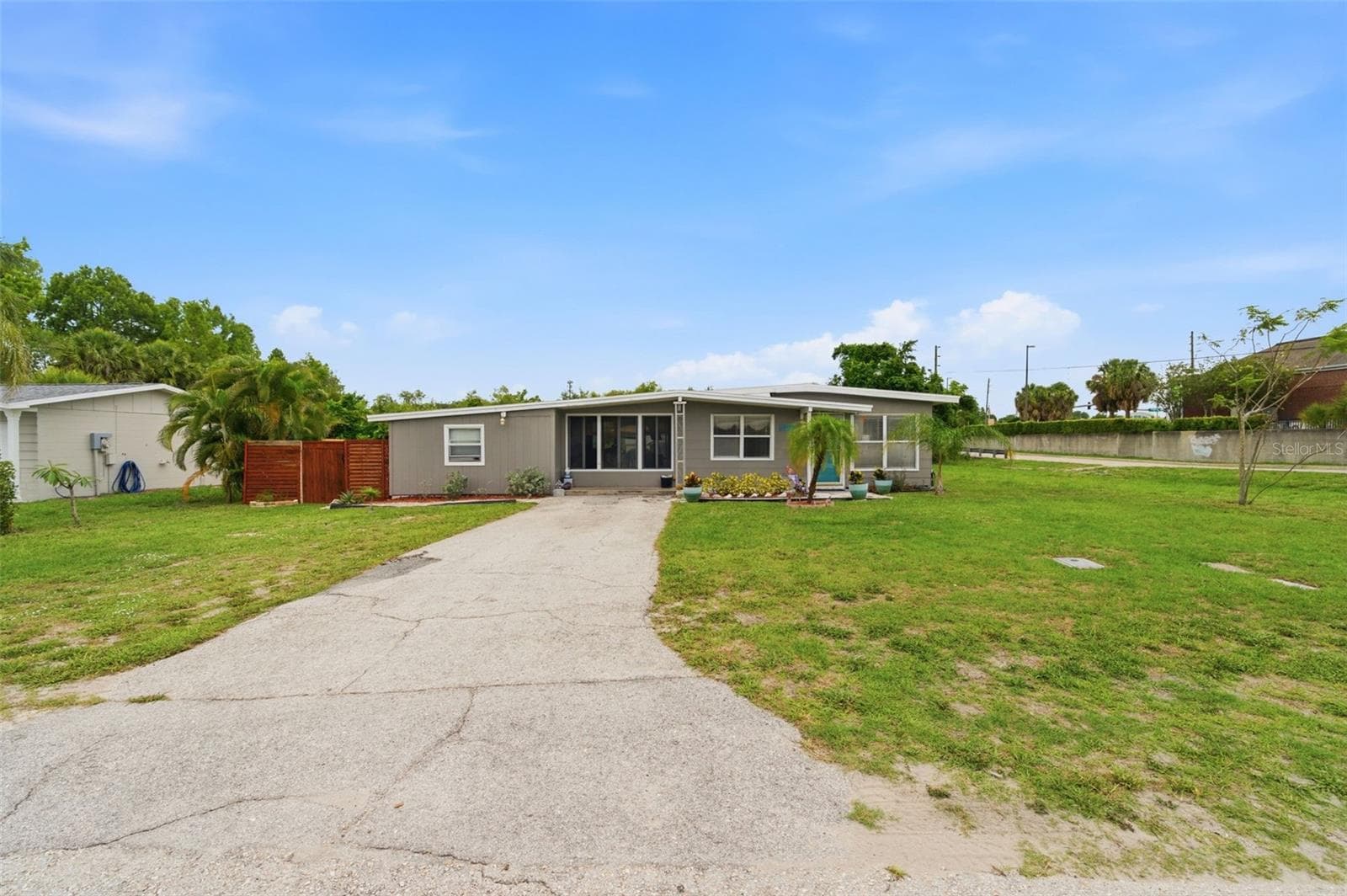 Single Family Residence at 100 AVERY AVE, CRYSTAL BEACH, photo 6 of 43