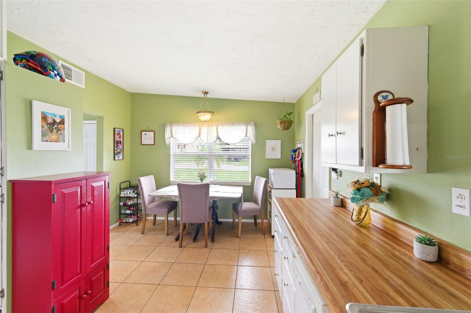 Single Family Residence at 100 AVERY AVE, CRYSTAL BEACH, photo 12 of 43