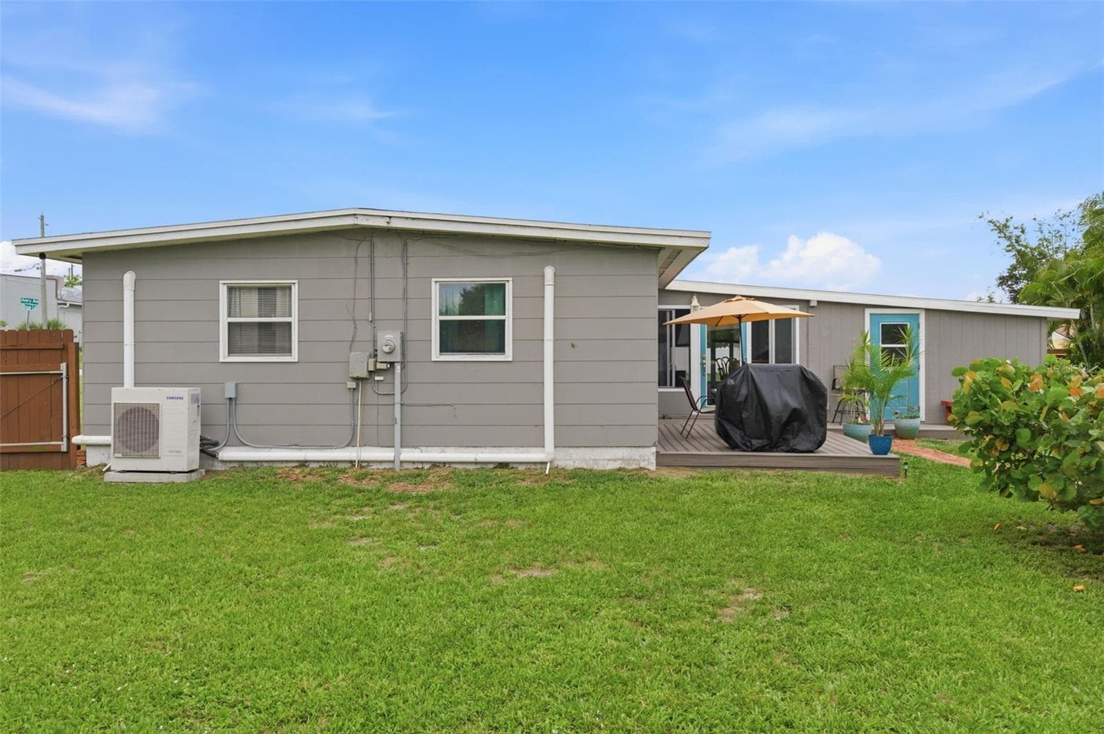 Single Family Residence at 100 AVERY AVE, CRYSTAL BEACH, photo 29 of 43