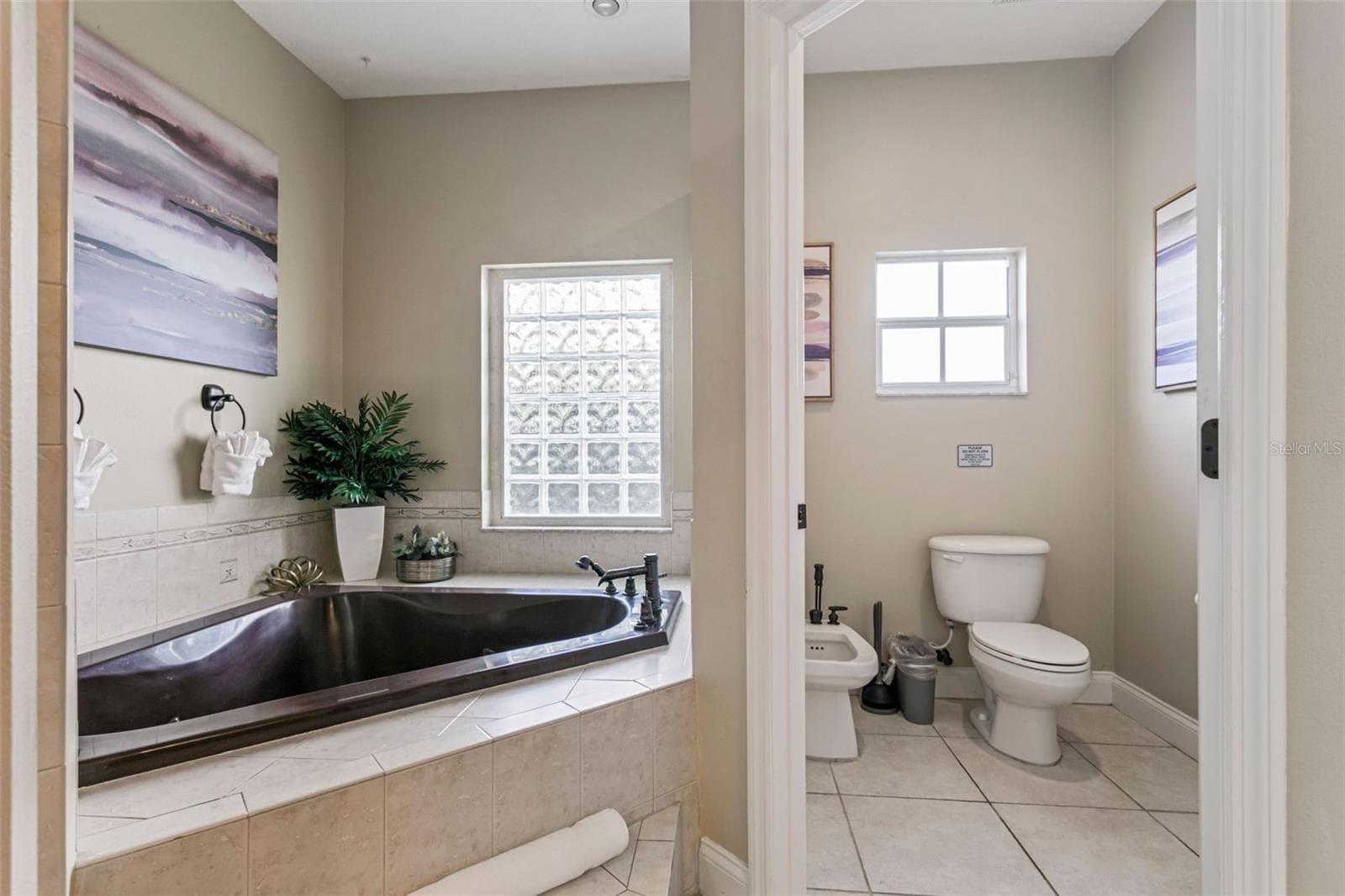 Single Family Residence at 4915 TROYDALE RD, TAMPA, photo 50 of 91